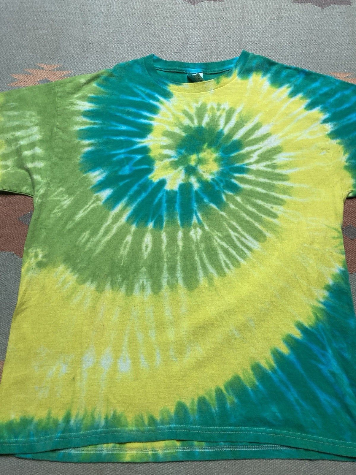Vintage Vtg tie dye t shirt fruit of loom cotton spiral hippie XL Size US XL / EU 56 / 4 - 3 Thumbnail