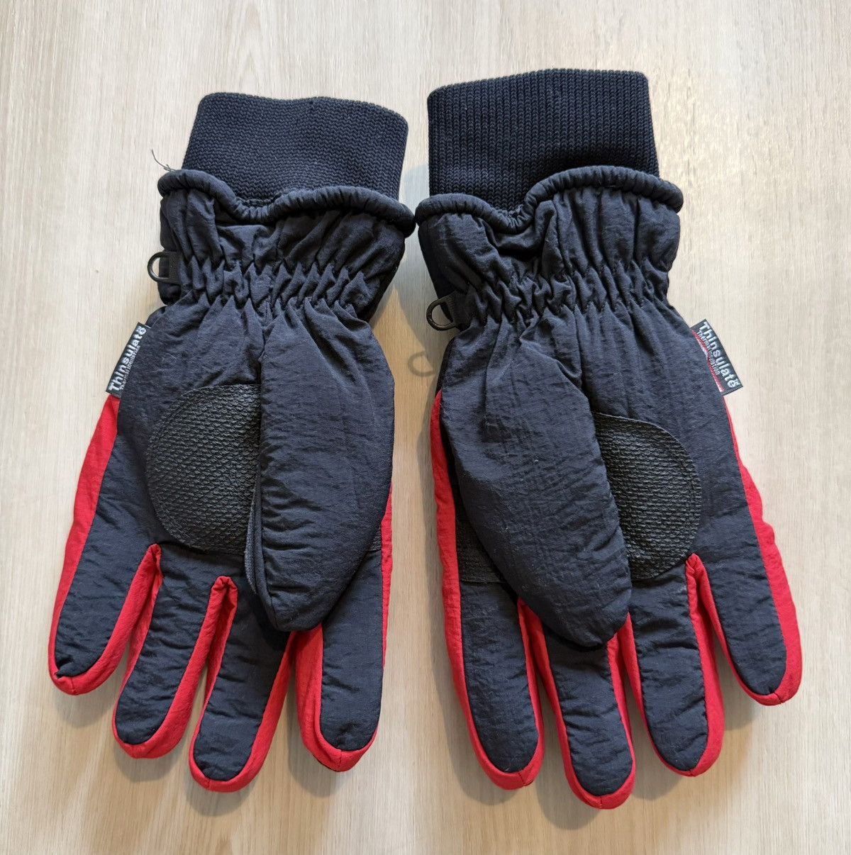 Vintage 90s Chicago Bulls NBA Thinsulate Winter Ski Gloves Size S/M Size ONE SIZE - 2 Thumbnail