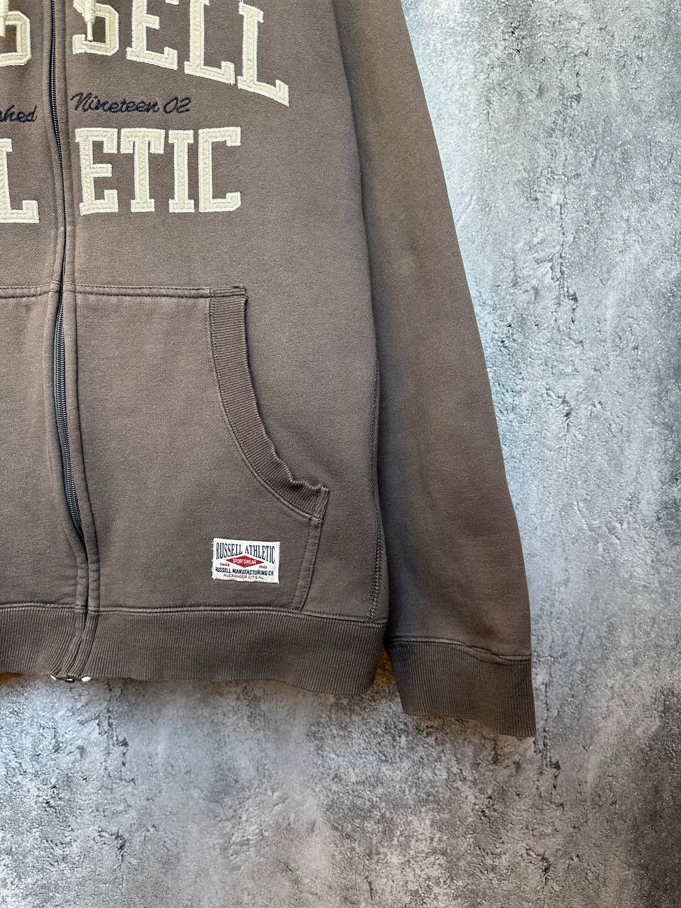 Russell Athletic Russell Athletic Full Zip Hoodie Vintage Sunfaded Brown Rich Size US XXL / EU 58 / 5 - 9 Thumbnail