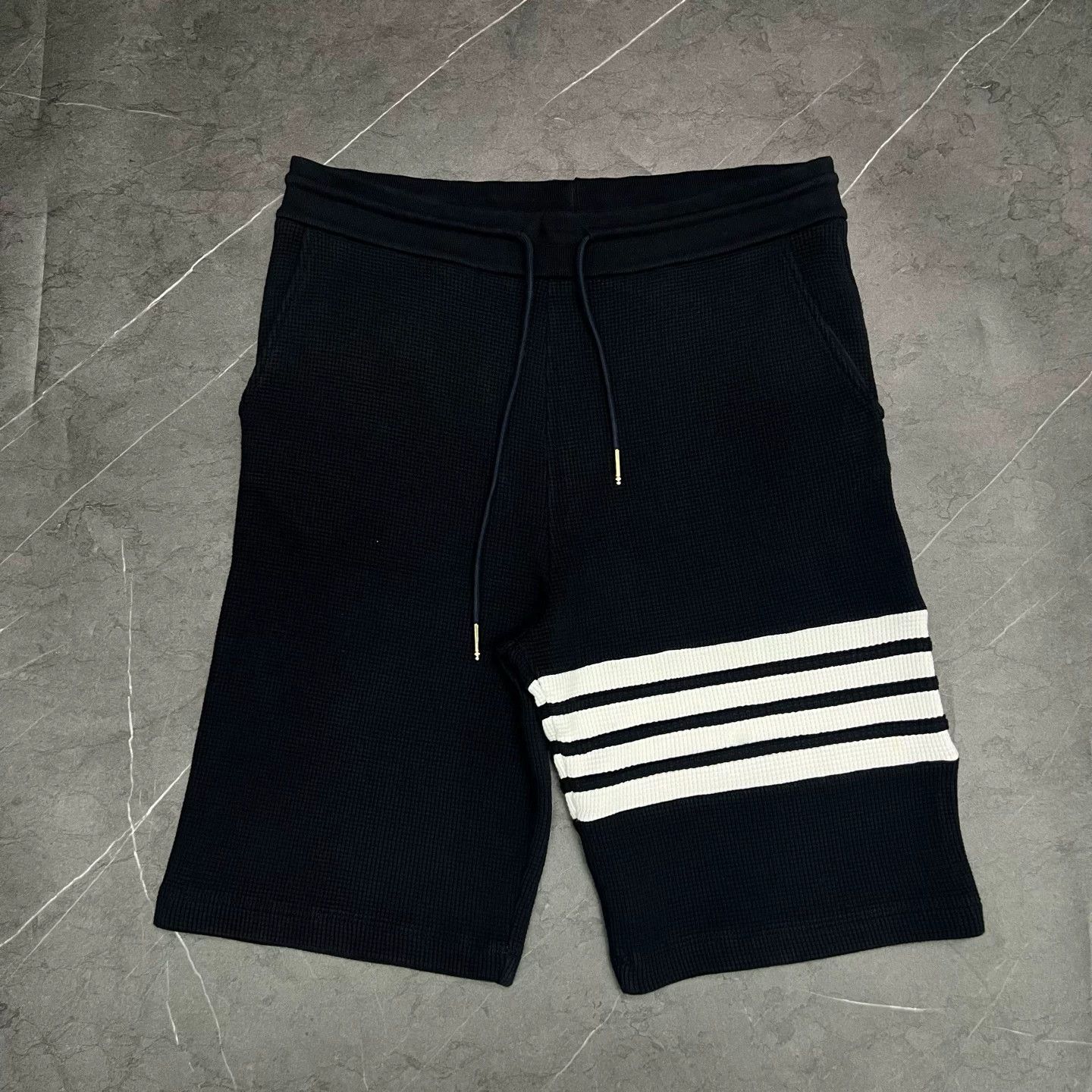 Thom Browne Thom Browne Four-Bar Waffle Shorts Size US 26 / EU 42 - 1 Thumbnail