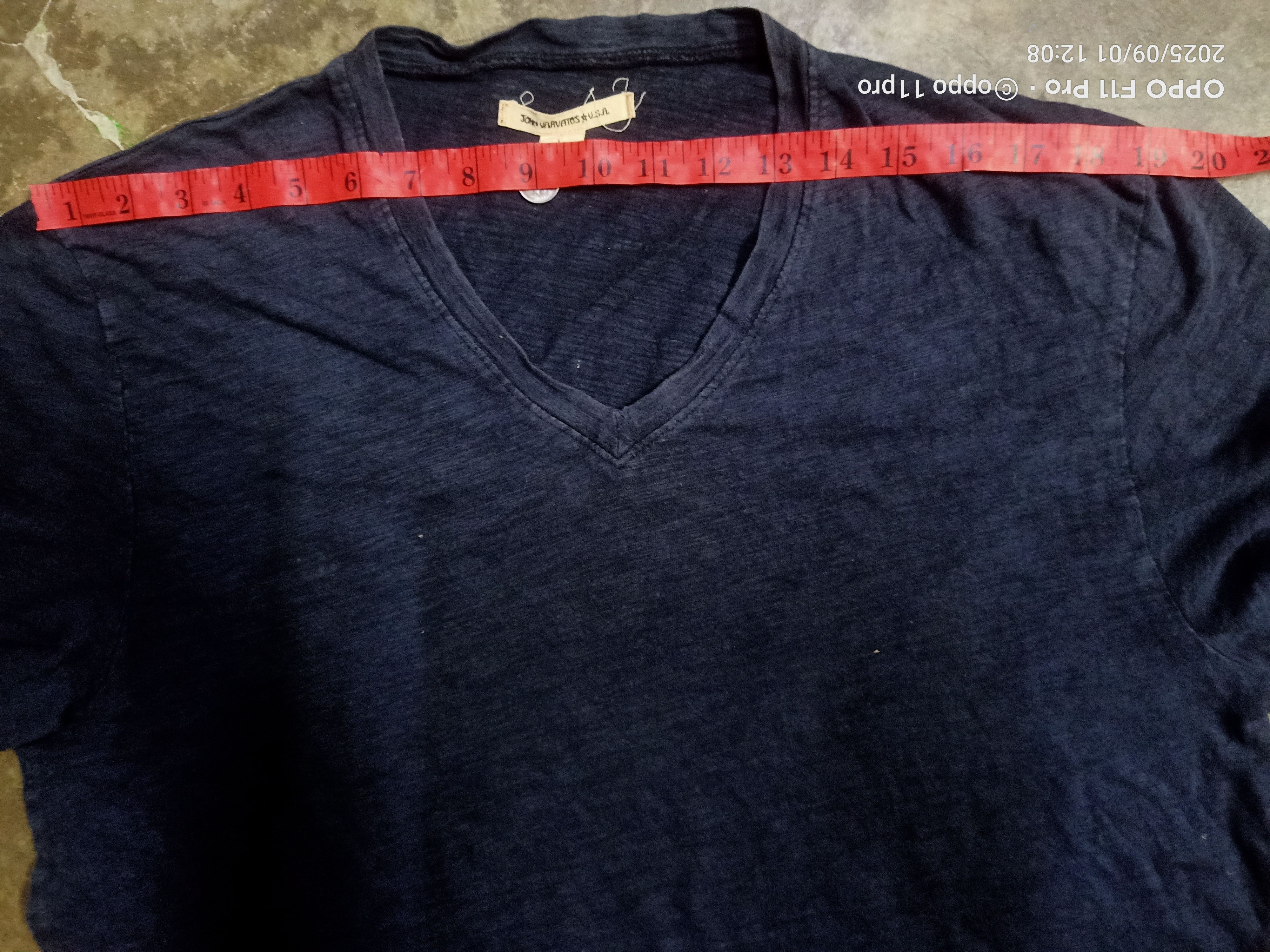 John Varvatos 🌟 John Vartatos V Neck Plain Men 🌟 Size US L / EU 52-54 / 3 - 6 Thumbnail