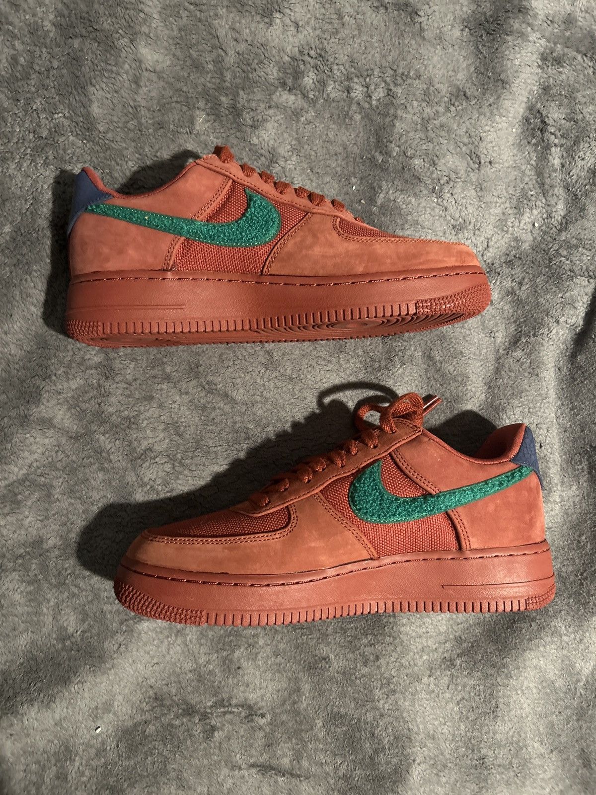 Nike Nike Air Force 1 La Familia Size US 8.5 / EU 41-42 - 1 Thumbnail