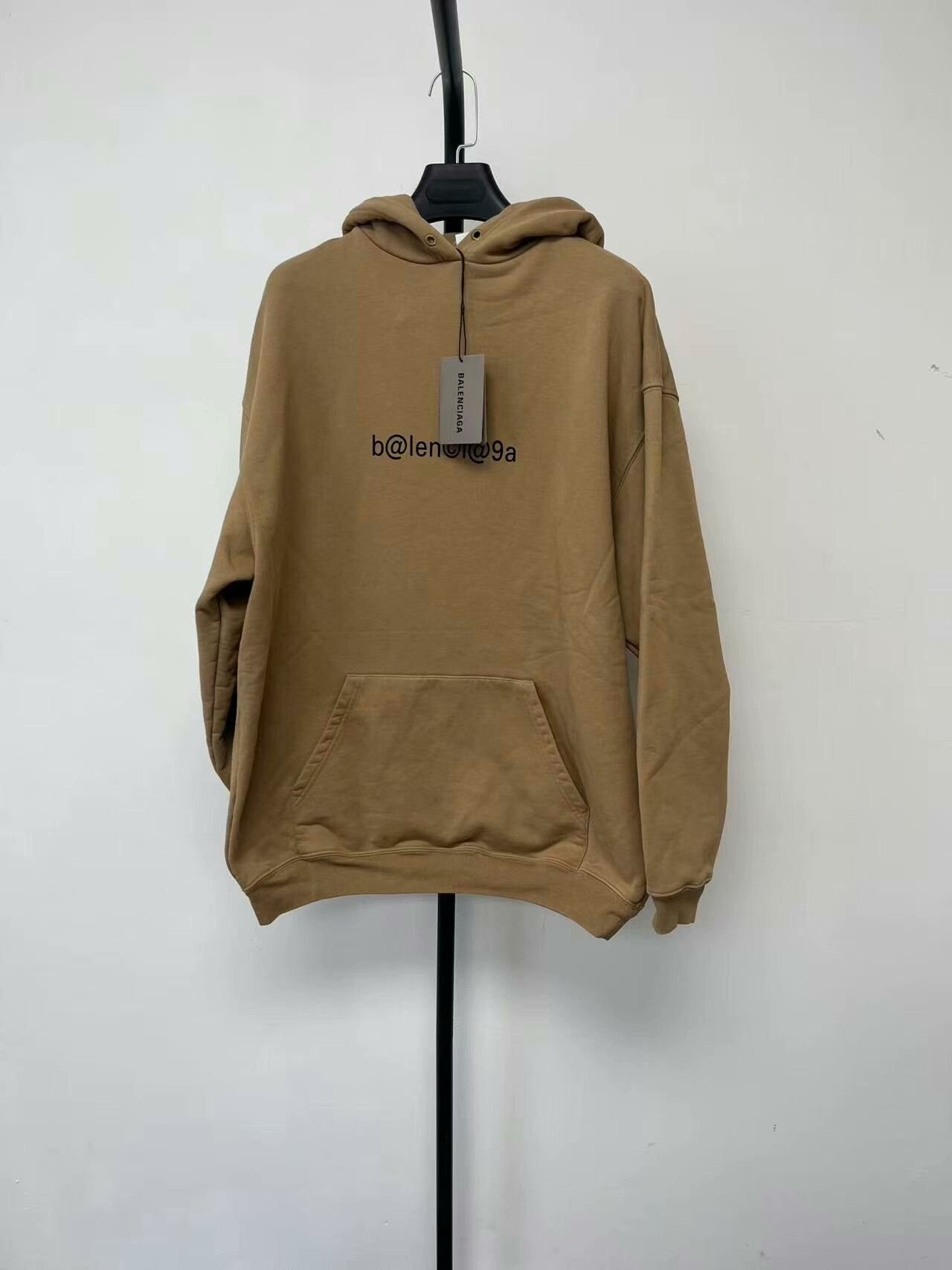 Balenciaga balenciaga unisex khaki oversized hoodie Size US S / EU 44-46 / 1 - 1 Thumbnail