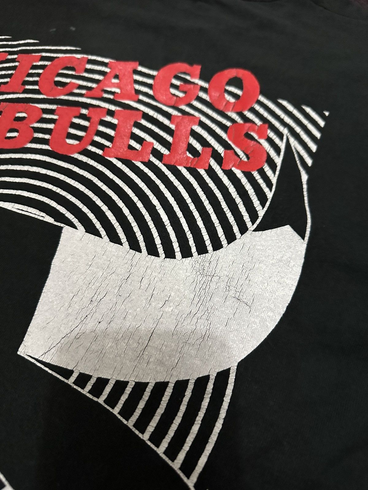 NBA × Vintage Vintage 90s Chicago bulls magic Johnson Size US L / EU 52-54 / 3 - 13 Thumbnail