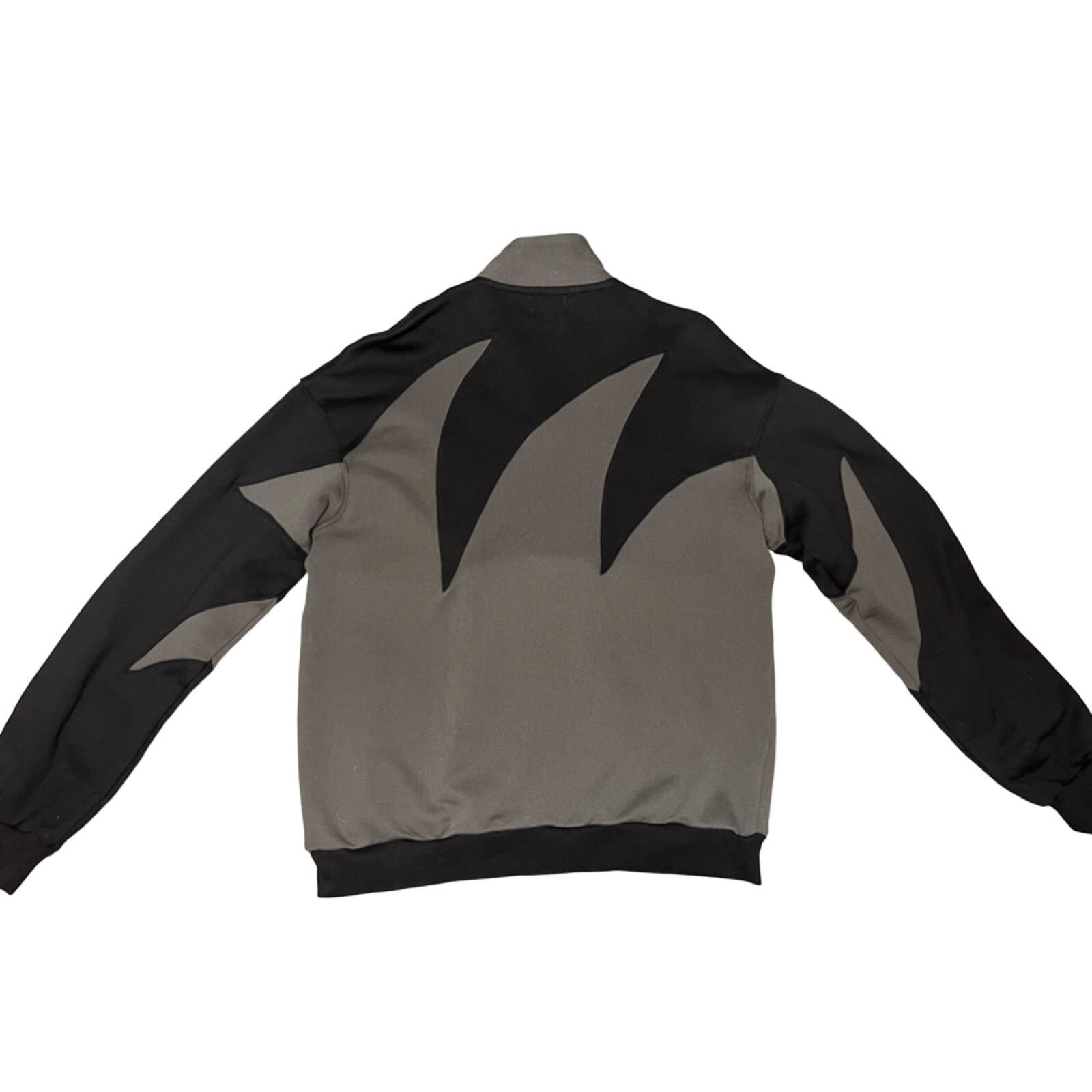 Diet Starts Monday DIET STARTS MONDAY SHARKTOOTH PULLOVER HALF ZIP HYPE NWOT Size US L / EU 52-54 / 3 - 2 Thumbnail