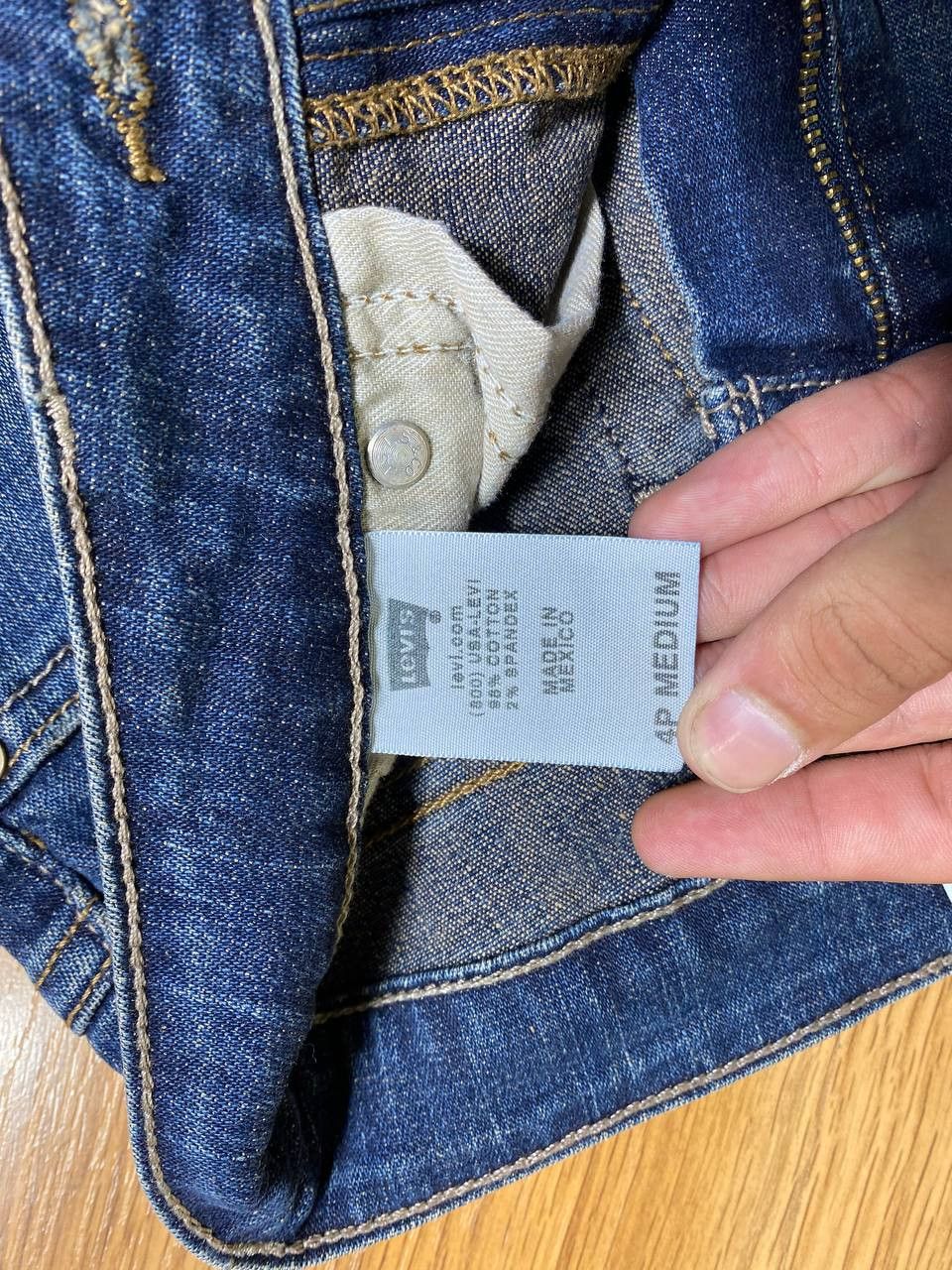 Levi's Vintage 90’s Levi’s 560 baggy fit denim jeans Size US 32 / EU 48 - 3 Thumbnail