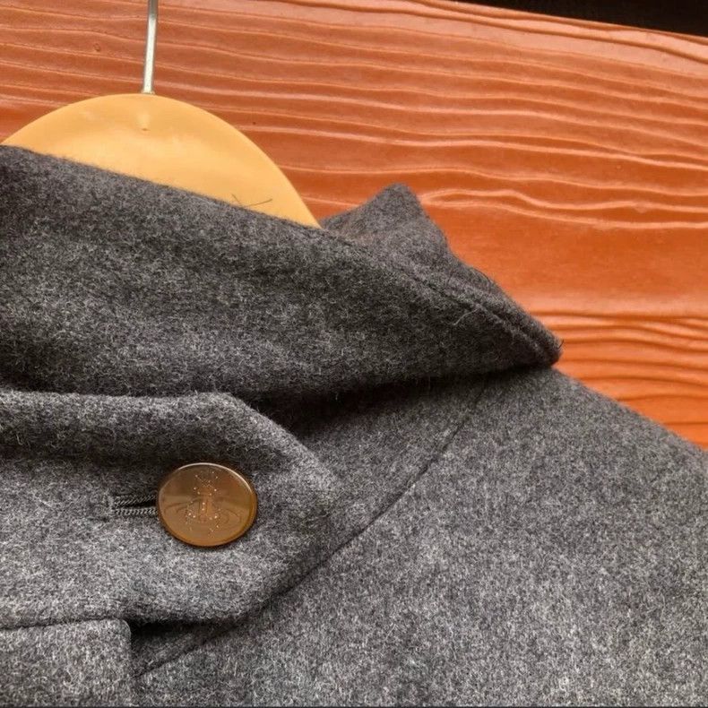 Vivienne Westwood Vivienne Westwood Gray old money silhouette coat Size M / US 6-8 / IT 42-44 - 5 Thumbnail