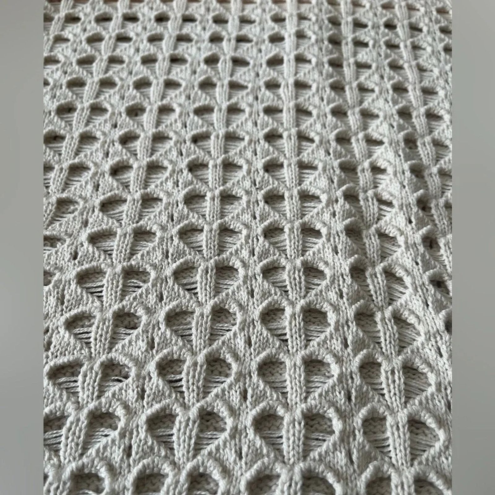 The Unbranded Brand Freshman 1996 open knit partially lined skirt, size Medium Size 32" / US 10 / IT 46 - 3 Thumbnail
