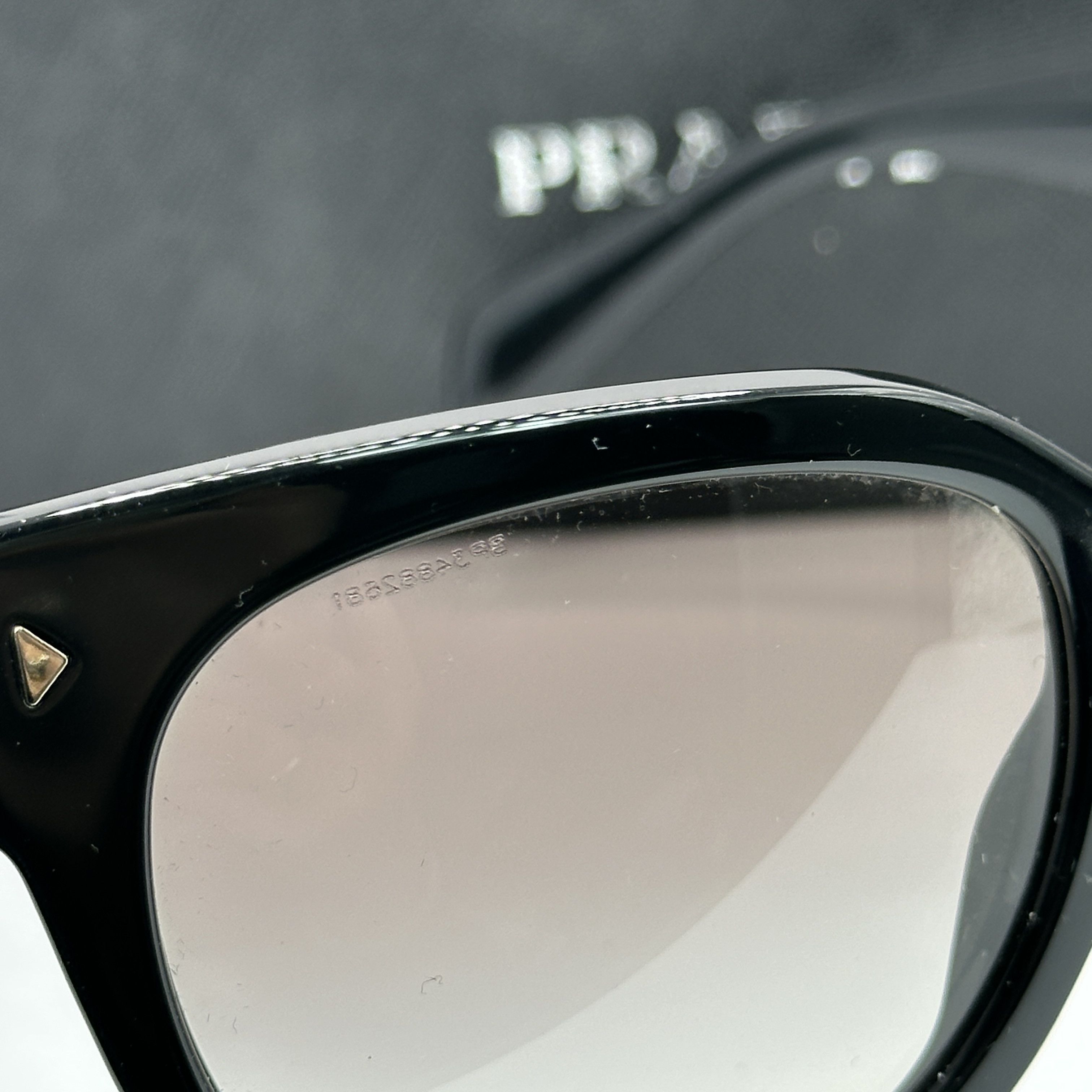 Prada × Vintage Vintage Prada Swing Cat Eye Sunglasses 00s Size ONE SIZE - 11 Thumbnail