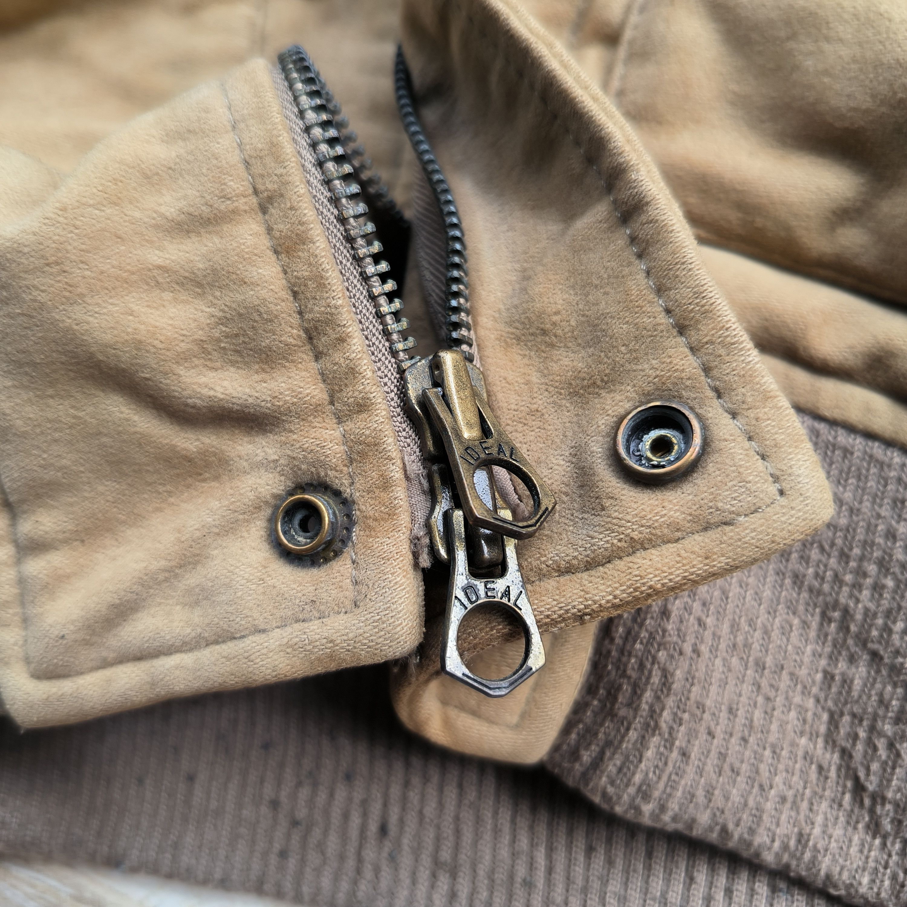 Vintage Vintage 1990s Melton Cargo Suede Jacket Size US M / EU 48-50 / 2 - 4 Thumbnail