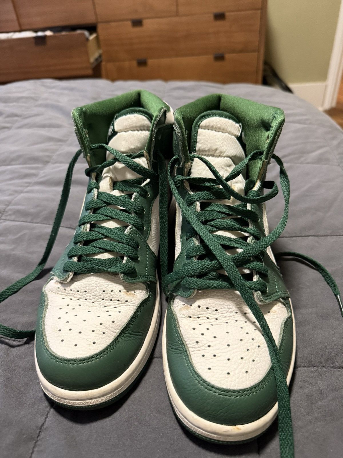 Nike Nike Air Jordan 1 Gorge Green Size US 10.5 / EU 43-44 - 3 Thumbnail