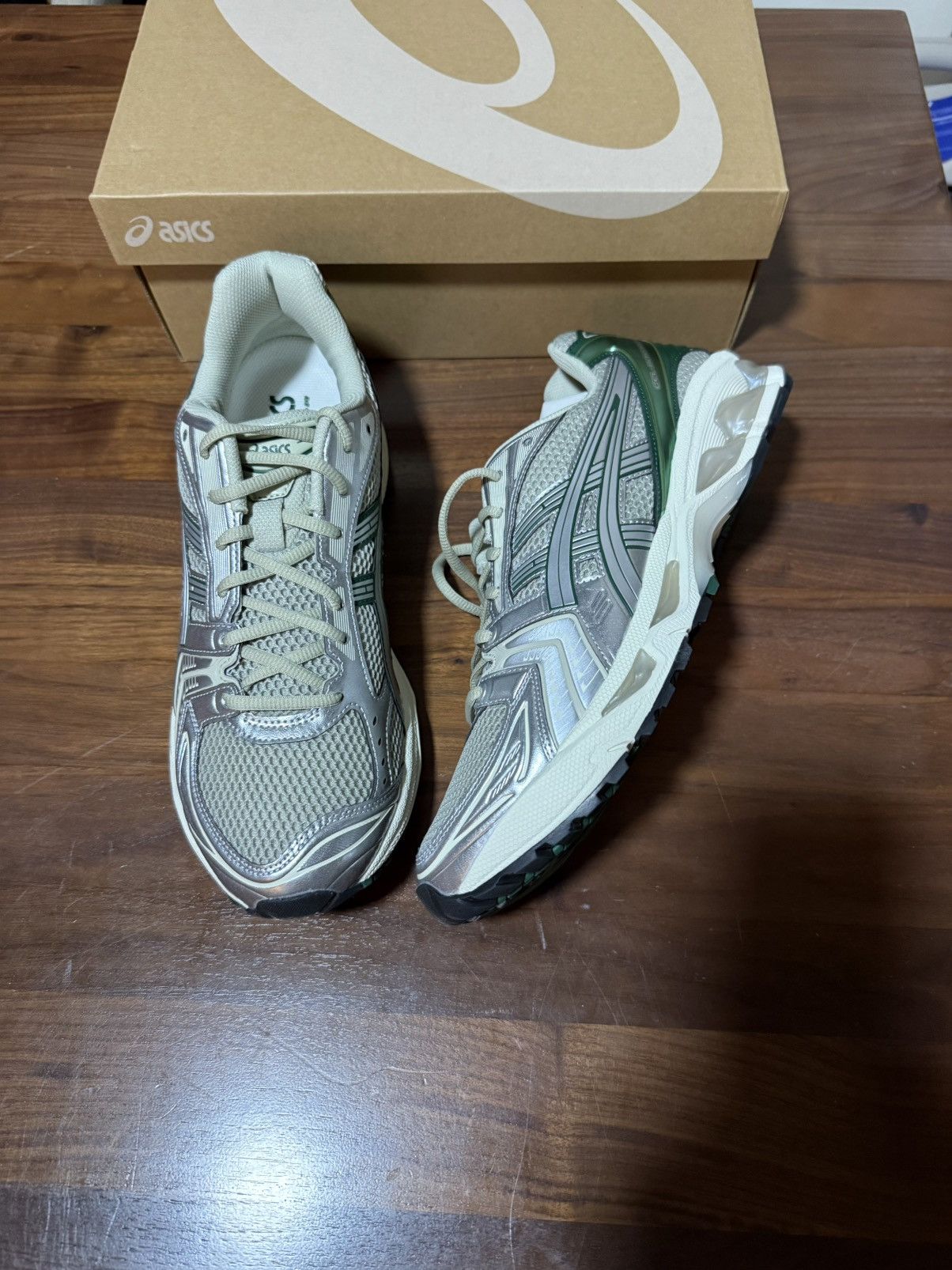 Asics ASICS GEL-KAYANO 14 'DRIED LEAF PURE SILVER' Size 11.5 Size US 11.5 / EU 44-45 - 1 Thumbnail