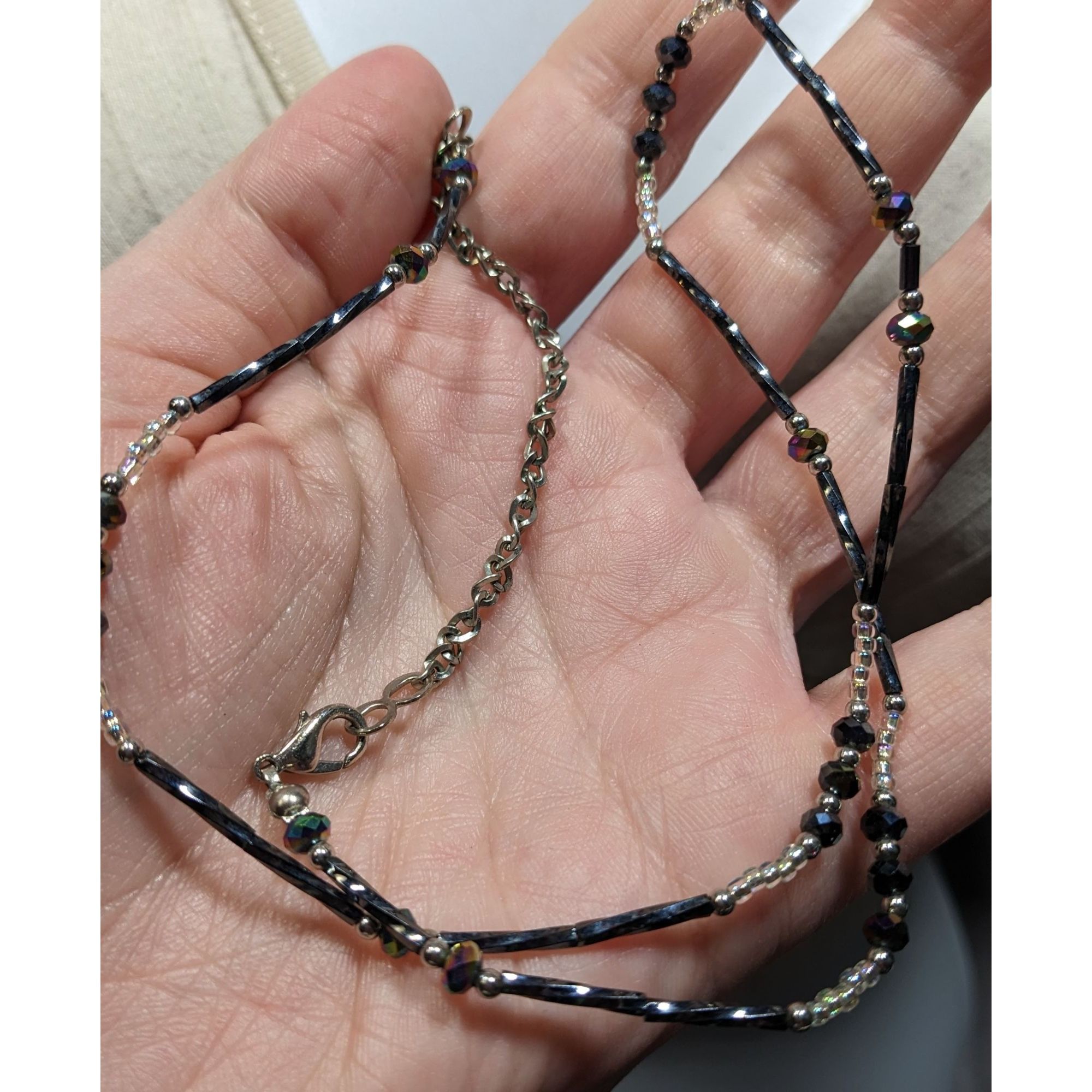 Other Delicate Silver Tone & Black Twisted Tube Crystal Beaded Nec Size ONE SIZE - 4 Thumbnail