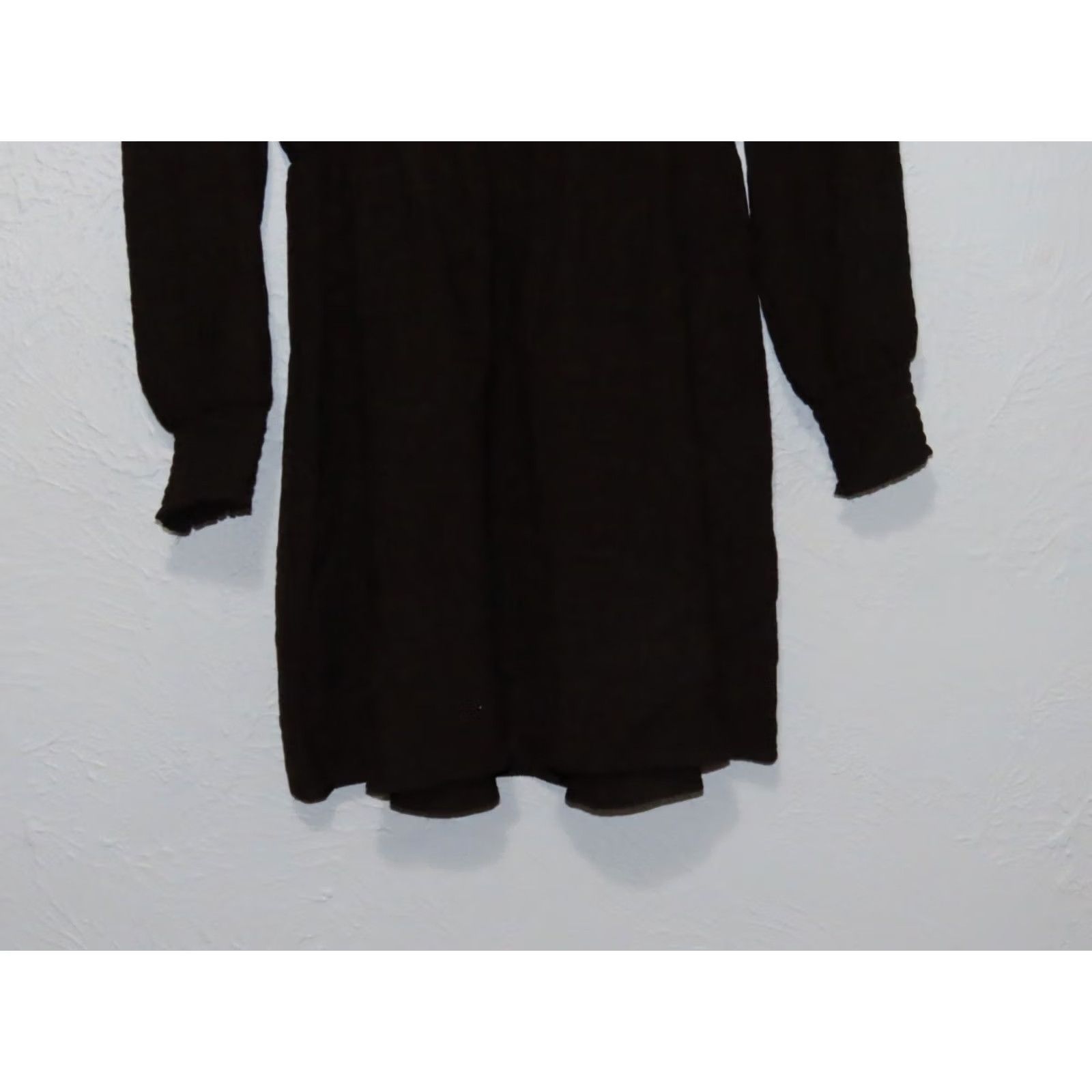 BB Dakota BB Dakota by Steve Madden Cora Black Long Sleeve Mini Dress Small Women V-Neck A-Line Pullover Solid Black Dress Short Sleeve No Hand Wash Size S / US 4 / IT 40 - 2 Thumbnail