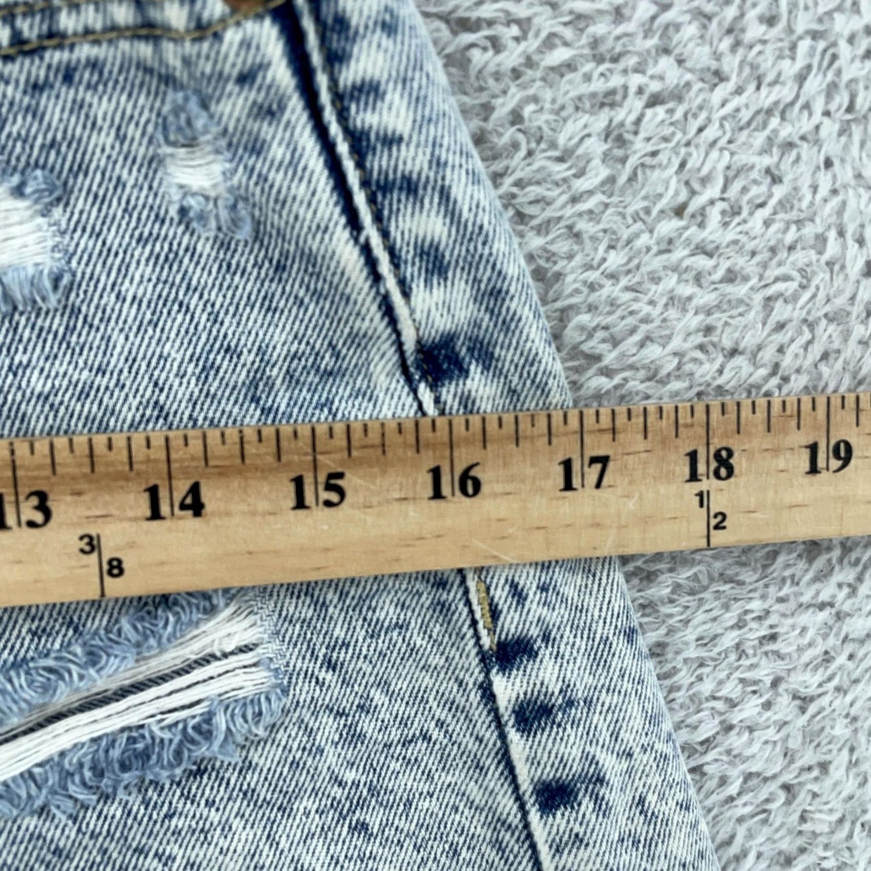 Pacsun VINTAGE PacSun Shorts Womens 25 Denim Ultra High Rise Distressed Cutoff Size 42" / US 20 - 7 Thumbnail