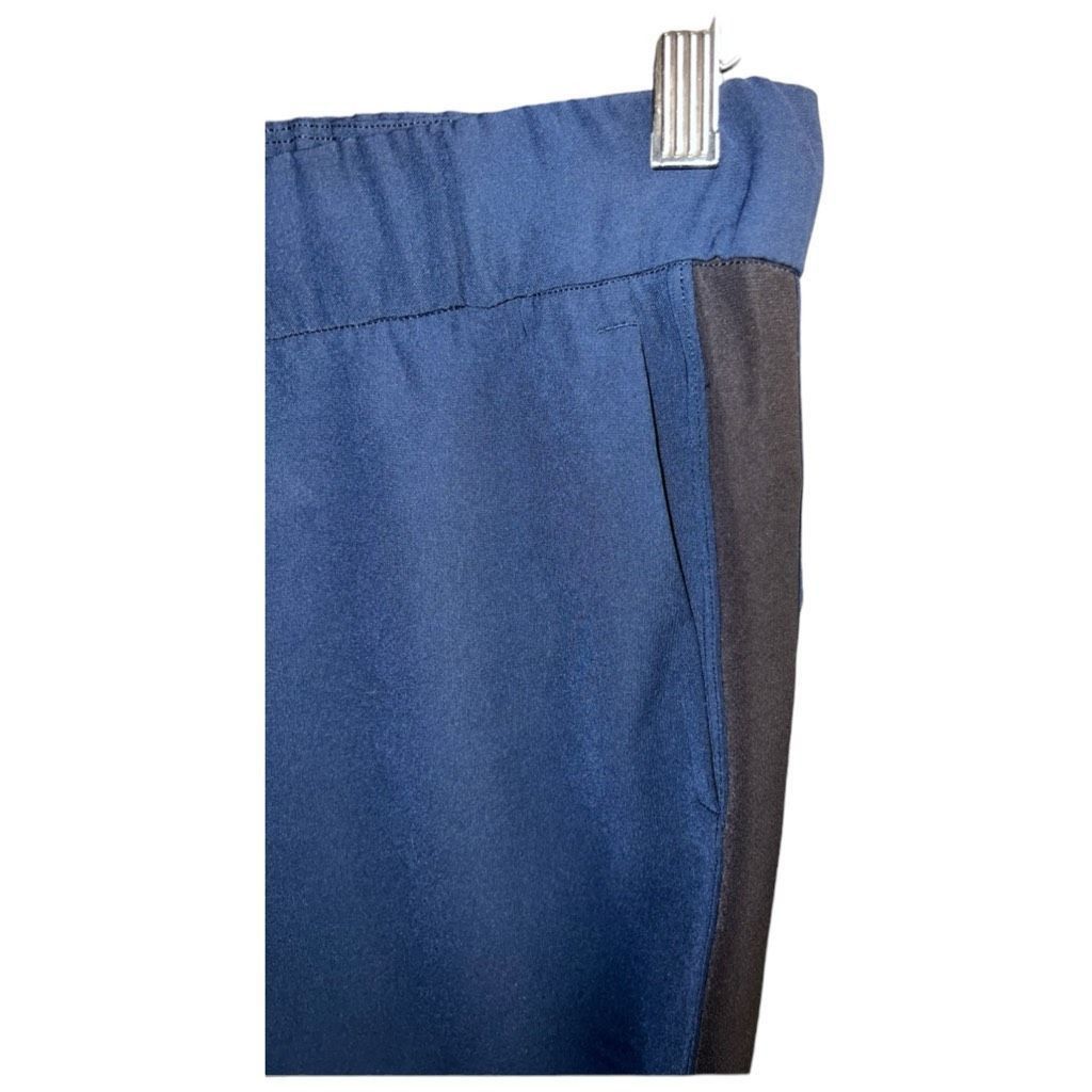 Lululemon Lululemon Navy Stretch Joggers Size 6 Size 28" / US 6 / IT 42 - 4 Thumbnail