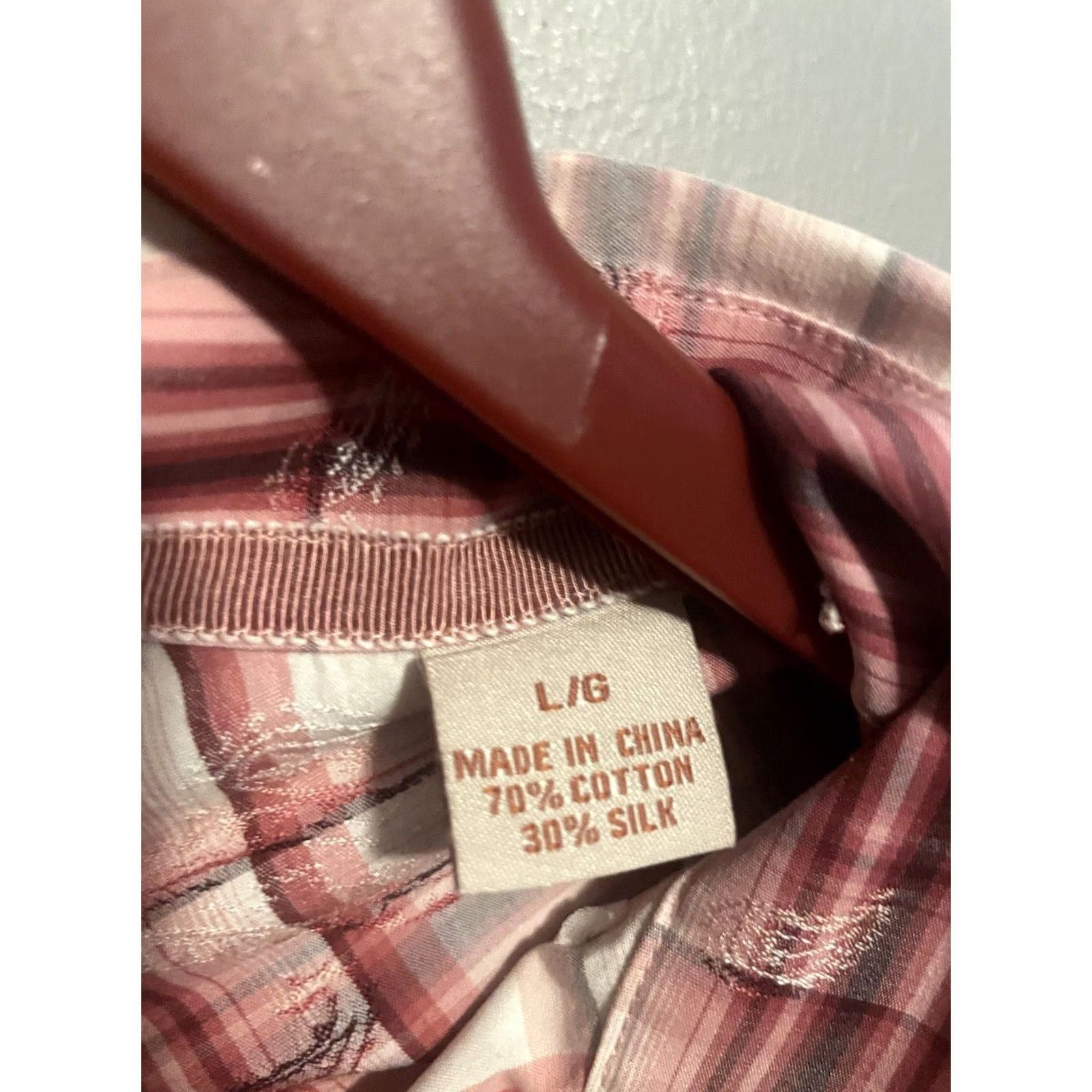 Tommy Bahama Tommy Bahama Shirt Mens L Red Plaid Cotton Long Sleeve Embroidered Button-Up Collar Spread Pocket, 44 Chest, 32 Length, All Seasons, Breathable Size US L / EU 52-54 / 3 - 6 Thumbnail