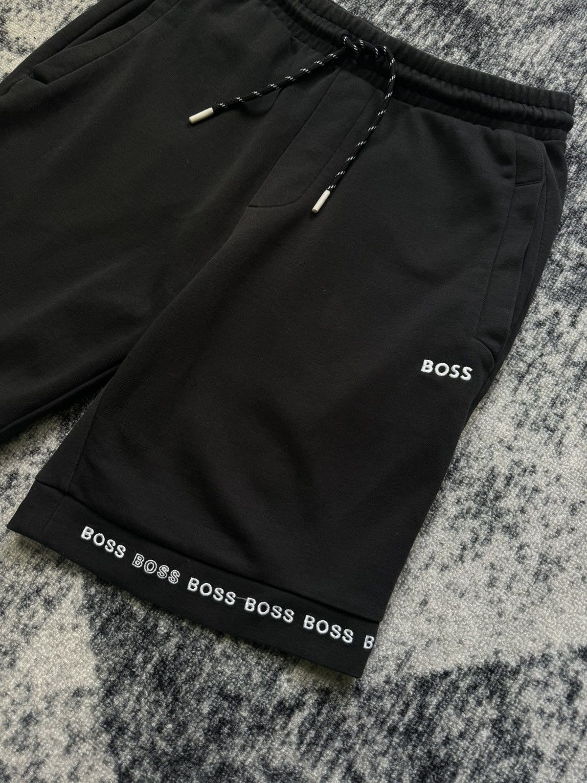 Hugo Boss Vintage Boss Shorts Luxury Black Embroidered Y2K STYLE 90s Size US 30 / EU 46 - 2 Thumbnail