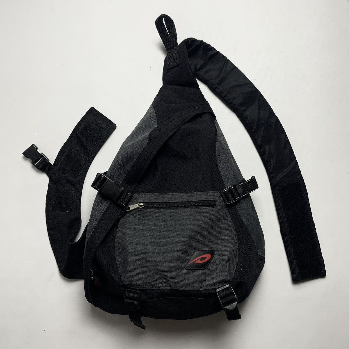 90s sling bag hotsell