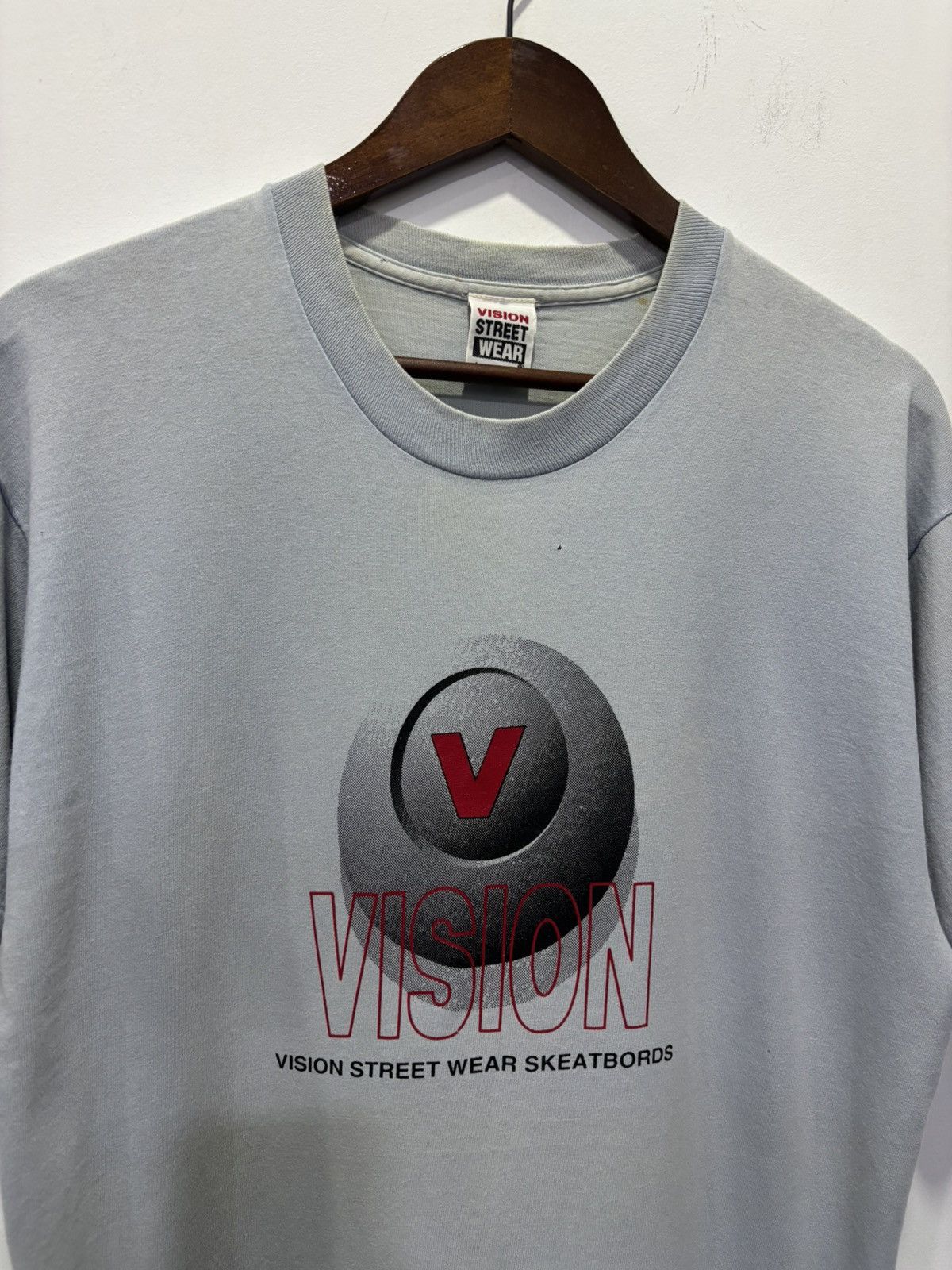 Vision Streetwear Vintage 80’s Vision Streetwear Tshirt Size US L / EU 52-54 / 3 - 2 Thumbnail