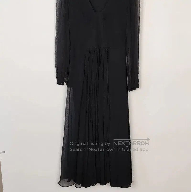 Burberry Burberry Black Silk Dress for Women. Size M / US 6-8 / IT 42-44 - 2 Thumbnail