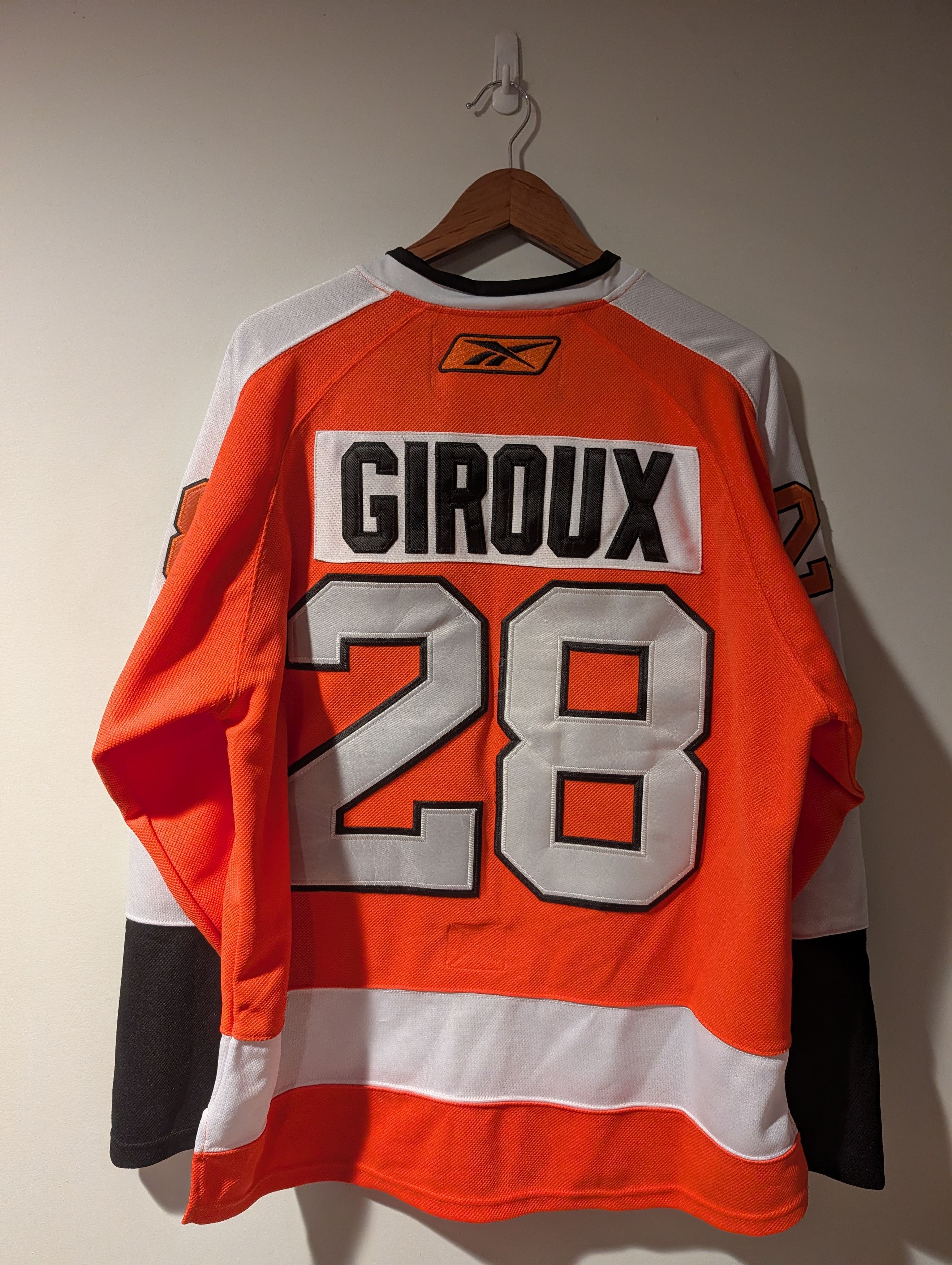 NHL Vintage Reebok CCM Philadelphia Flyers Giroux Hockey Jersey Size US XL / EU 56 / 4 - 1 Thumbnail