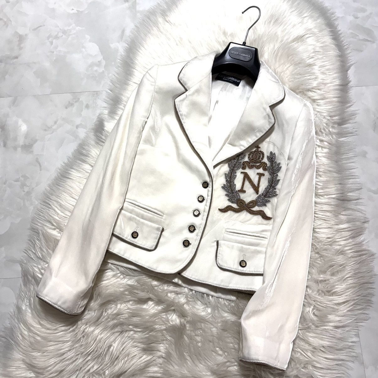 Dolce & Gabbana runway Dolce & Gabbana N crown decoration velvet jacket Size XS / US 0-2 / IT 36-38 - 6 Thumbnail