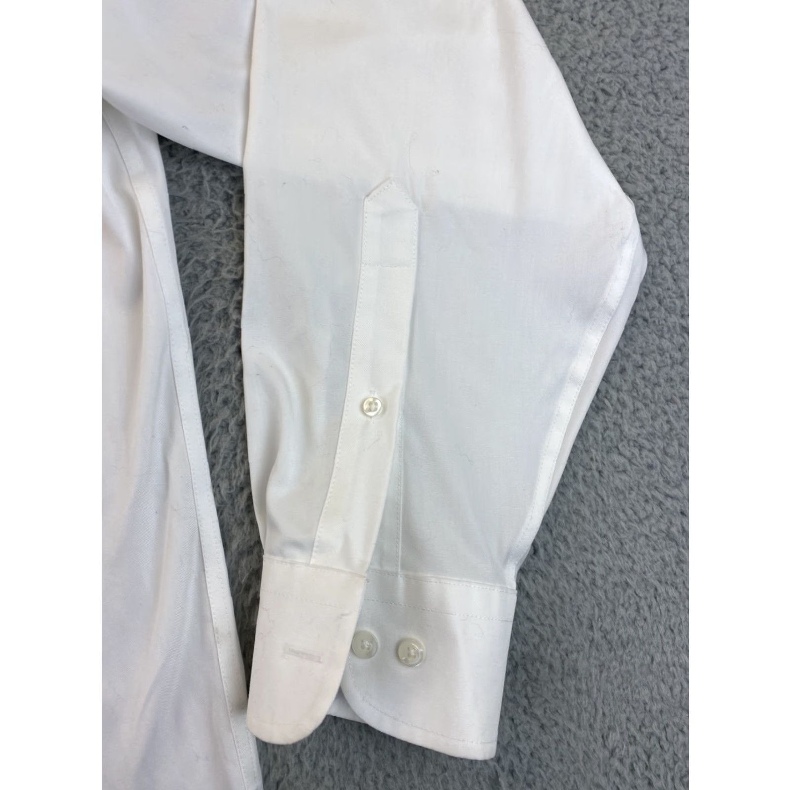 Croft & Barrow Croft & Barrow Dress Shirt Men 16 White Long Sleeve Button-Down 32/33 Size 42R - 3 Thumbnail