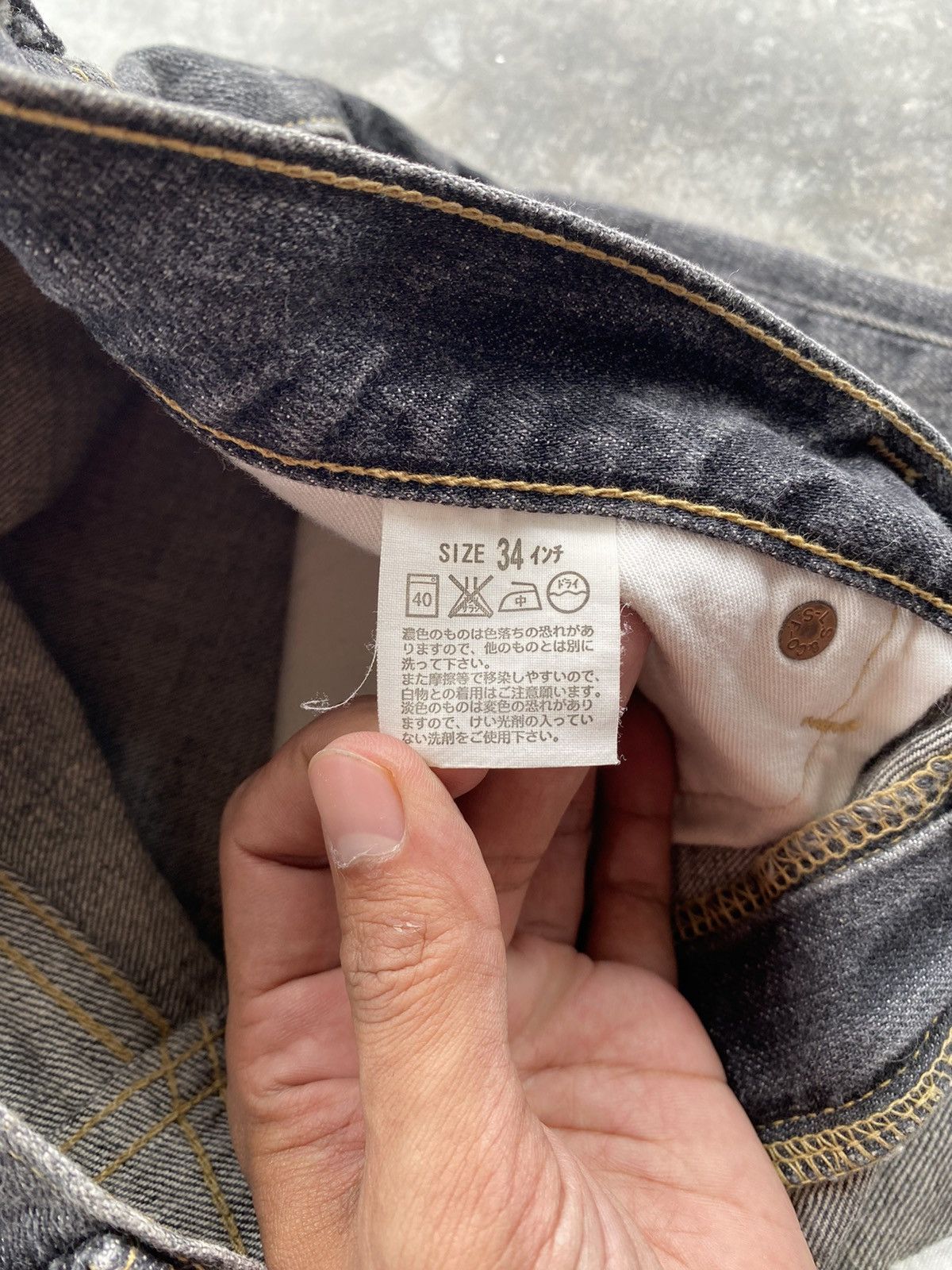 Levi's × Vintage Baggy Jeans Vintage Levi’s 502 Faded Black Denim Size US 34 / EU 50 - 6 Thumbnail