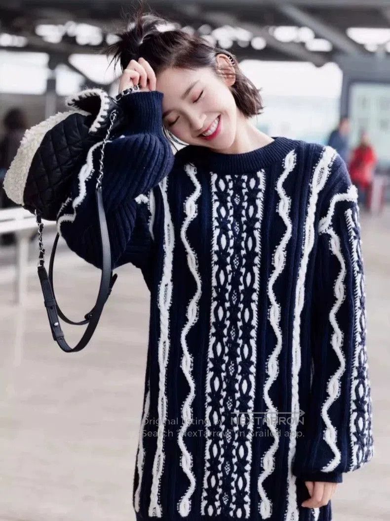 Chanel Chanel Hamburg Show Collection Sweater. Size US S / EU 44-46 / 1 - 3 Thumbnail