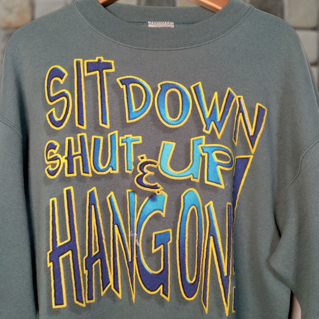 VINTAGE Busch Gardens Williamsburgh VA Sweatshirt L Cotton Blend Distressed Graphic 90s Roller Coaster Tultex Men