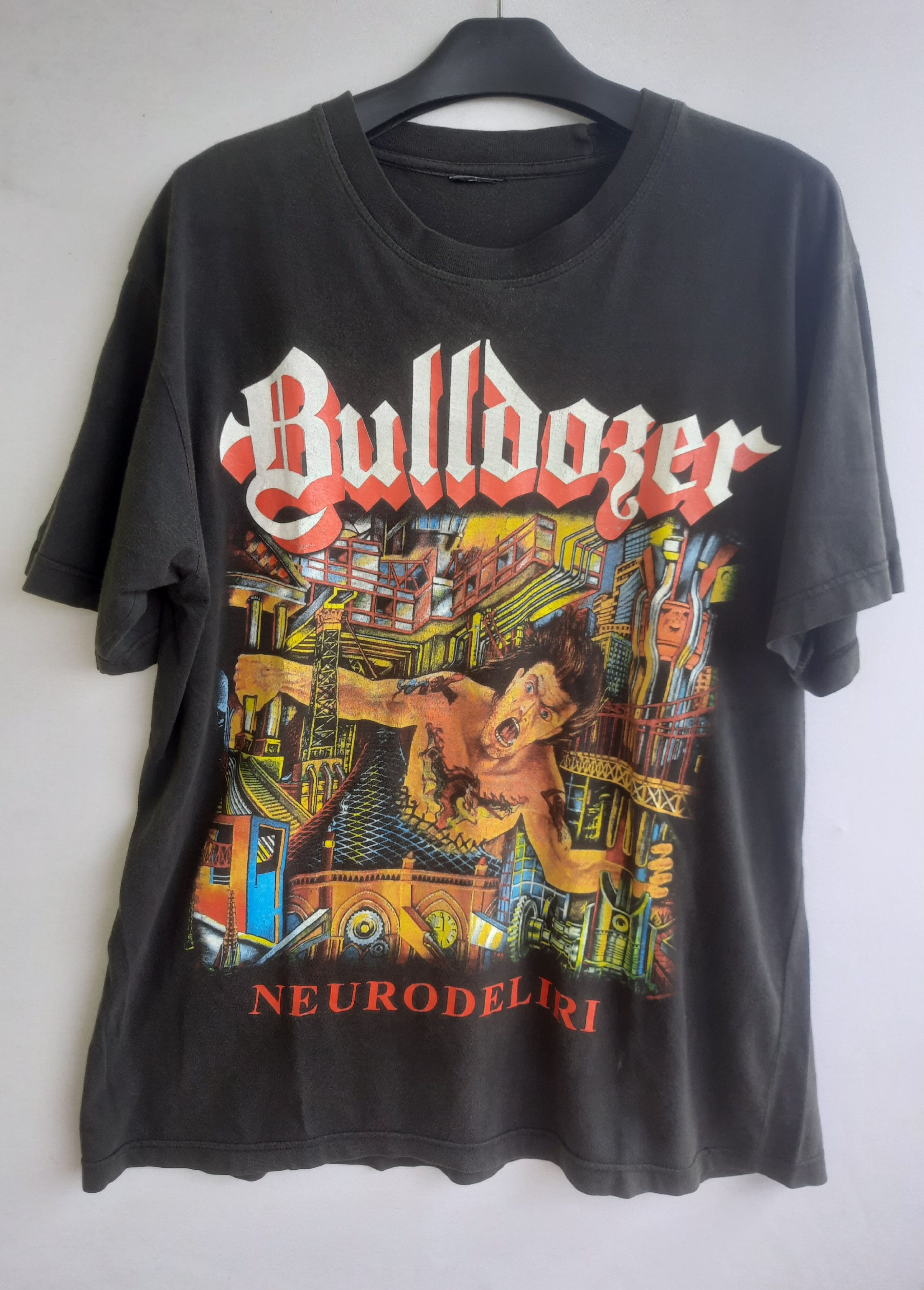 Band Tees Vintage BULLDOZER NEURODELIRI Cover Album T-Shirts Size US M / EU 48-50 / 2 - 1 Thumbnail