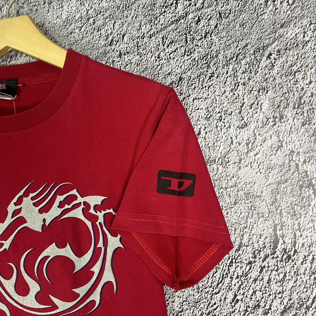 Diesel × Vintage 👹 VINTAGE 👹 Diesel Tribal Dragon Printed D big logo Red Tee Size M / US 6-8 / IT 42-44 - 4 Thumbnail