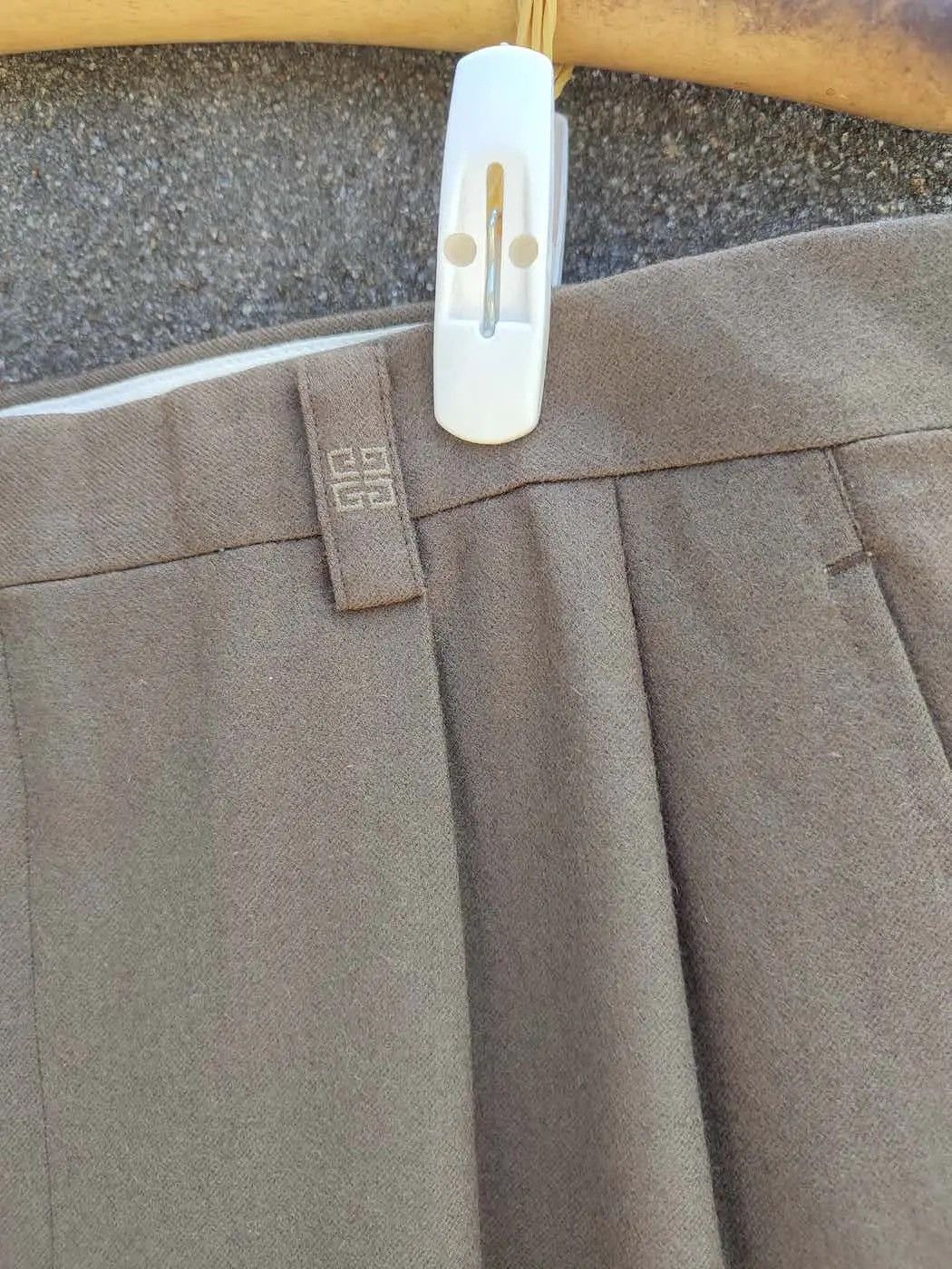 Givenchy × Vintage Vintage Monsieur Givenchy Pleated Wool Trousers Size US 34 / EU 50 - 4 Thumbnail