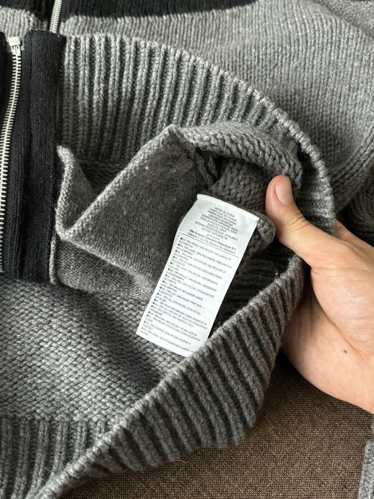 Nike × Vintage Vintage rare Nike Y2K knitted zip hoodie Size US L / EU 52-54 / 3 - 11 Thumbnail