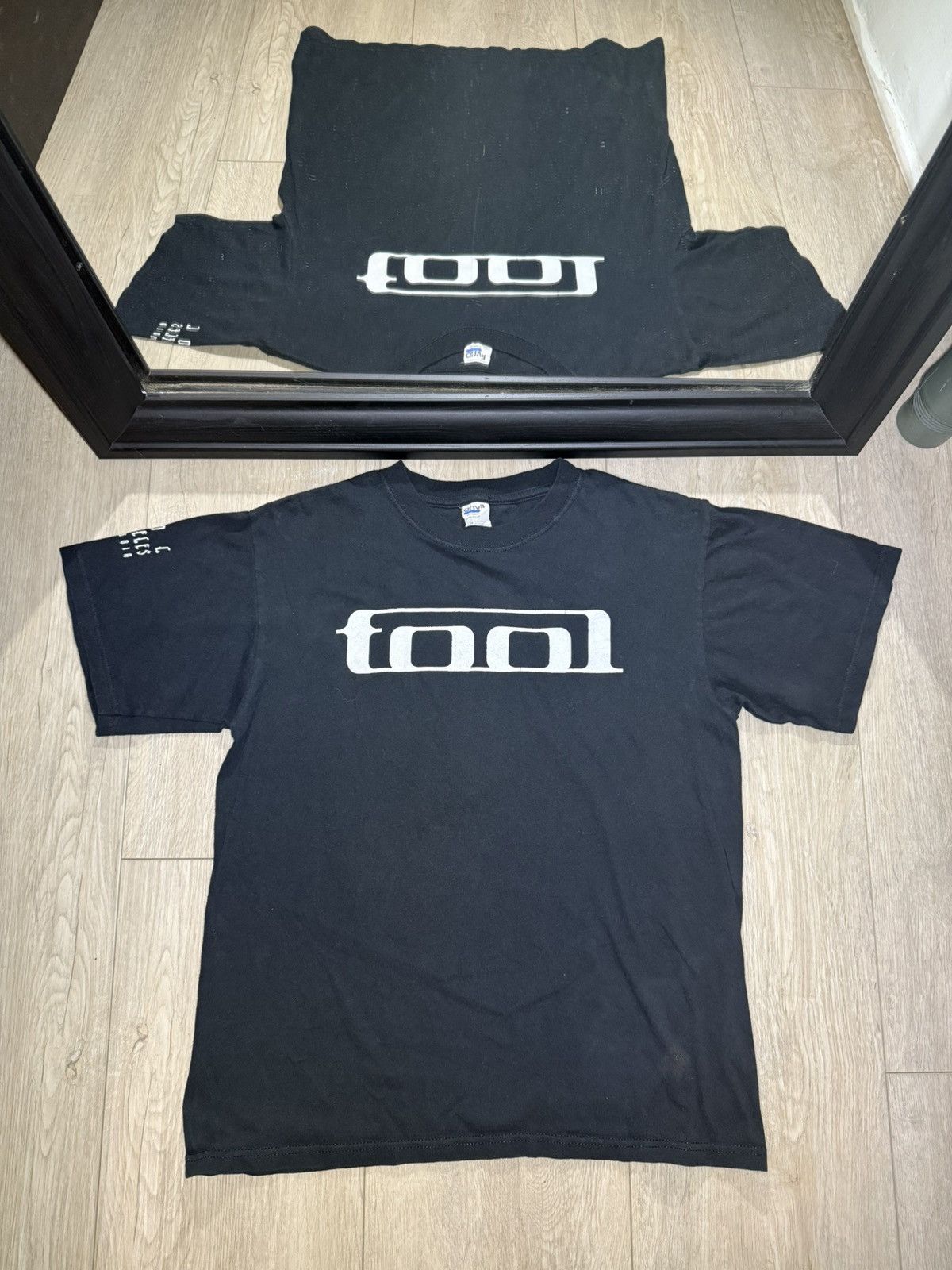 Band Tees × Vintage Vintage / Y2K Rare 2009 Tool Wrench Shirt Size US M / EU 48-50 / 2 - 3 Thumbnail