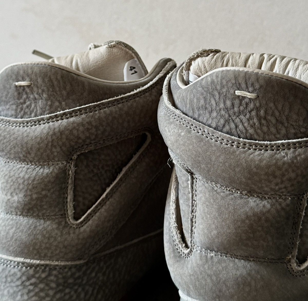 Maison Margiela Maison Margiela - FW11 - Bulldog Chain High Top Sneaker Size US 8 / EU 41 - 14 Thumbnail