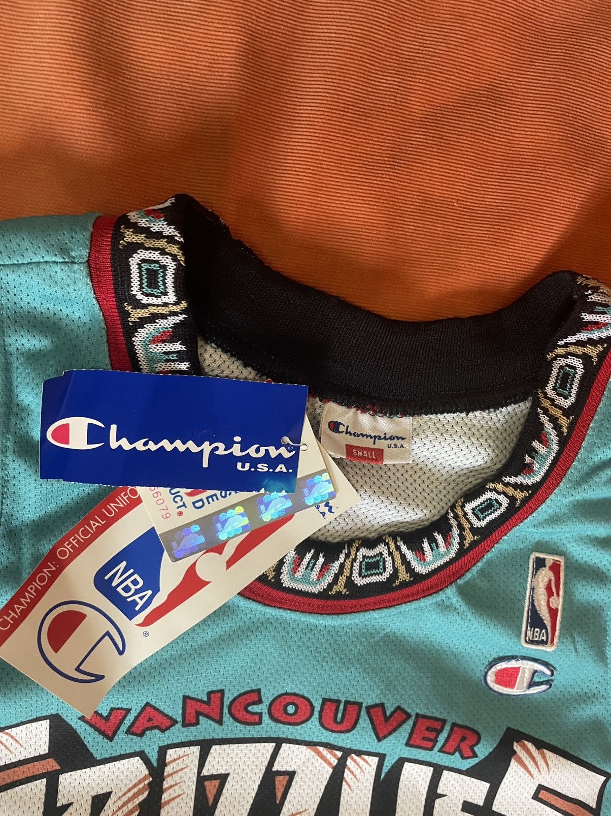 Champion NBA Vancouver Grizzlies Reeves jersey Champion NWT memphis Size US S / EU 44-46 / 1 - 2 Thumbnail