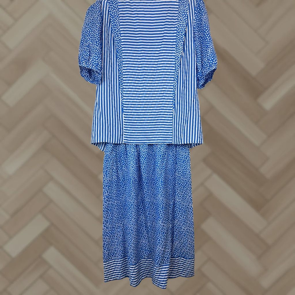 Vintage VINTAGE Argenti Silk Set Skirt Blouse 2 Piece Womens 12 Blue 100% Silk Career Set Read Size XL / US 12-14 / IT 48-50 - 1 Thumbnail