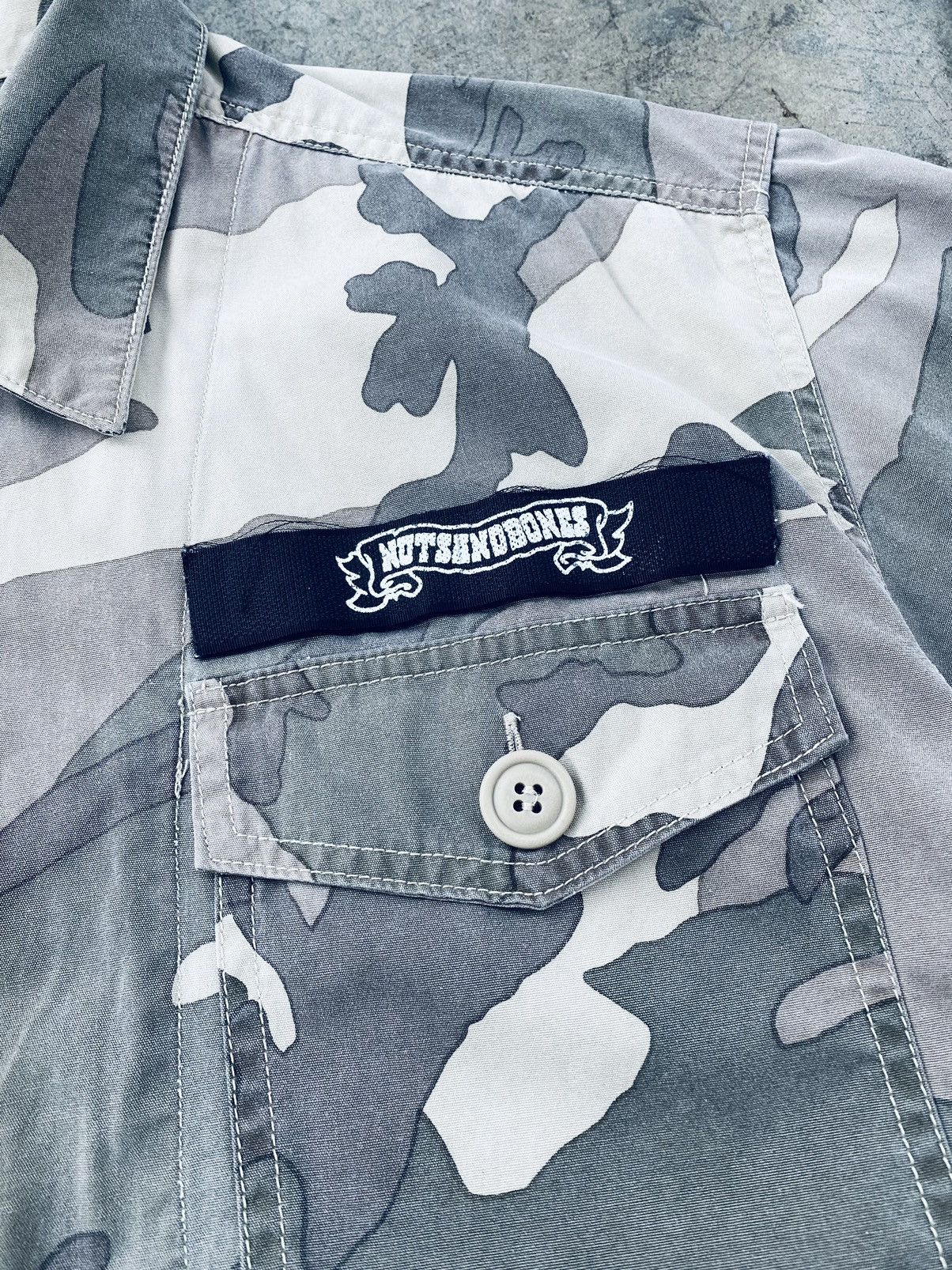 Japanese Brand Vintage Kosher Nuts And Bones Camo Button Ups Shirt Size US M / EU 48-50 / 2 - 6 Thumbnail