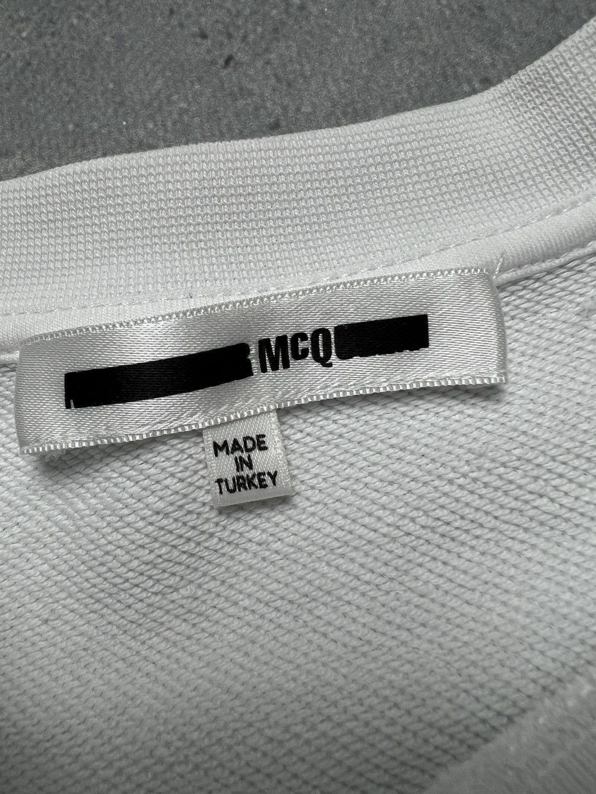 Alexander McQueen McQ Alexander McQueen Embroidered Repeated Monogram Big Logo Size US S / EU 44-46 / 1 - 9 Thumbnail