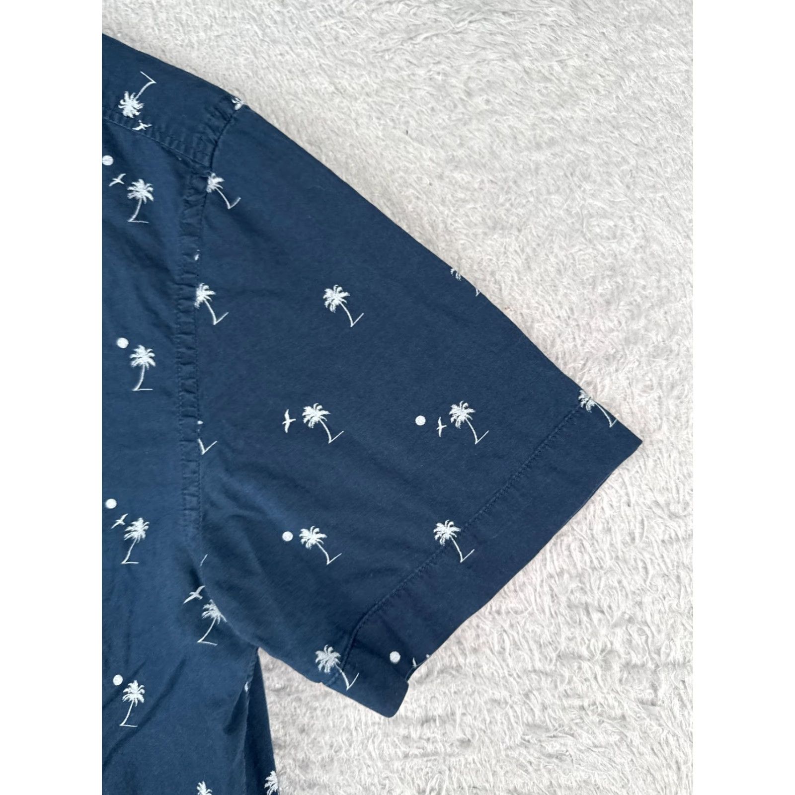 H&M H&M Shirt Men Medium Blue Palm Tree 100% Cotton Short Sleeve Hawaiian READ Size US M / EU 48-50 / 2 - 2 Thumbnail