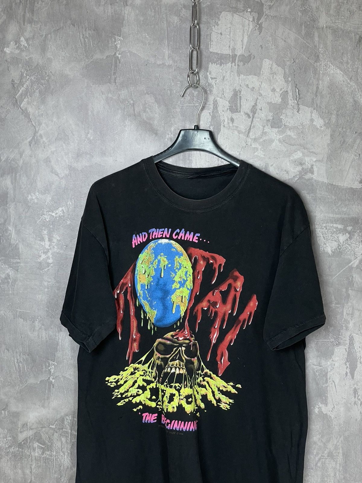 Band Tees × Vintage Vintage Black Faded Y2K Earth Y2K Streetwear Hype T shirt Size US M / EU 48-50 / 2 - 2 Thumbnail