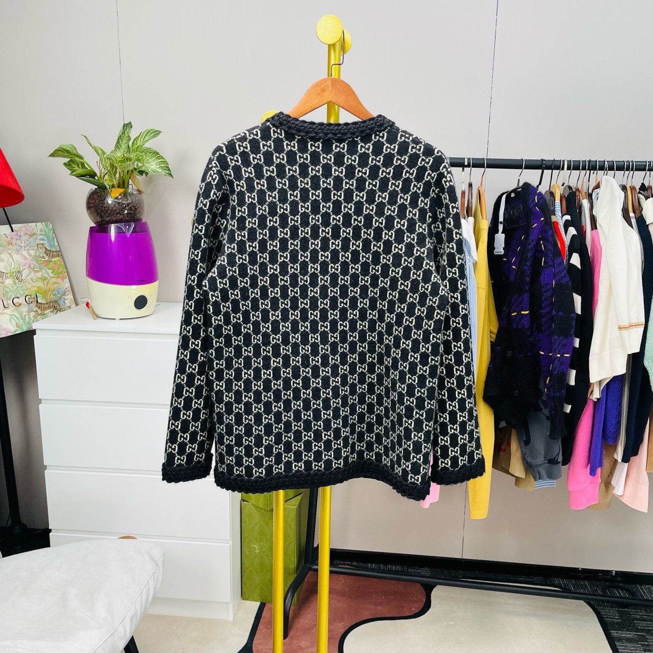Gucci Gucci Black heavy industry full print cardigan sweater 2501 Size US M / EU 48-50 / 2 - 2 Thumbnail