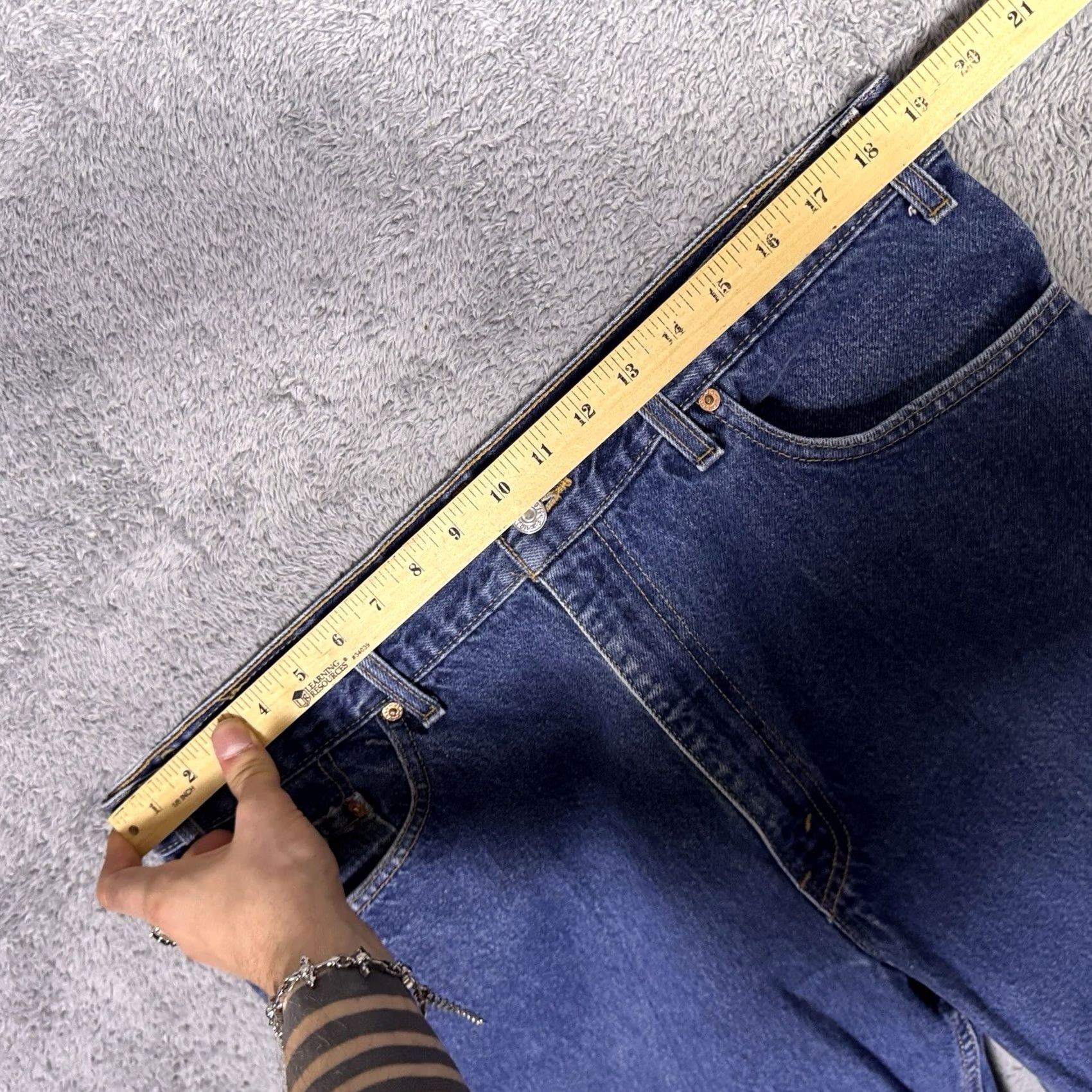 Levi's VINTAGE Levi's 517 Jeans Men 38x28 USA Made Batwing 90s Bootcut Western Cowboy Jeans Men Biker Cowboy Retro USA 90s Guitars Size US 38 / EU 54 - 6 Thumbnail