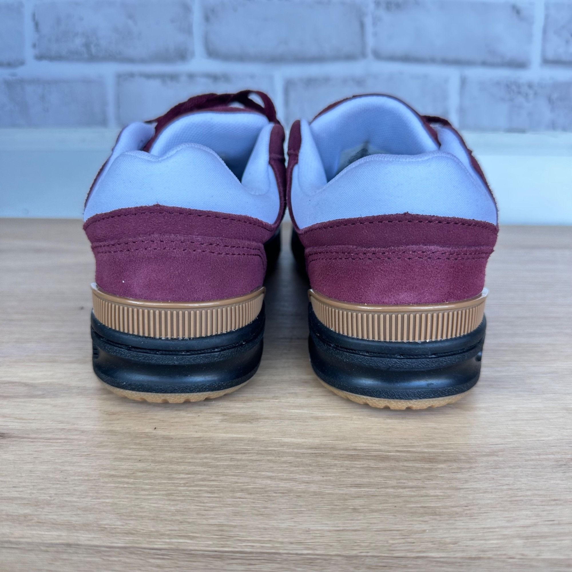 Converse ⭐Converse CL98 Suede Low Black Deep Bordeaux Gum 8.5 Mens Sh Size US 8.5 / EU 41-42 - 5 Thumbnail