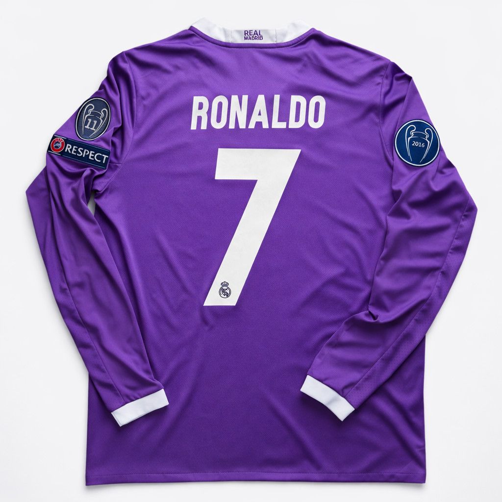 Adidas Real Madrid 2016/2017 Away Purple Ronaldo 7 A15159 Size US M / EU 48-50 / 2 - 1 Thumbnail