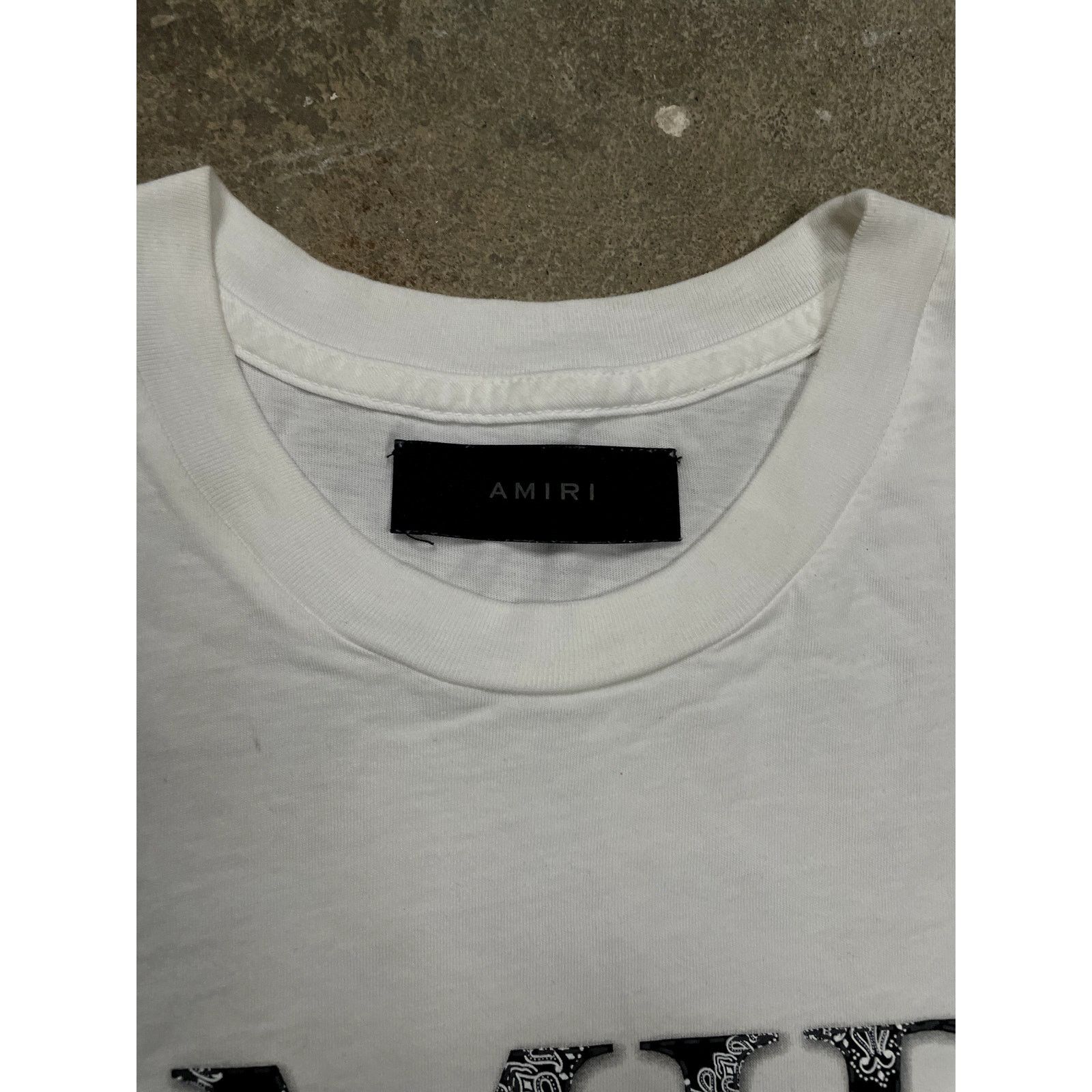 Amiri Amiri Tee White Black Bandana Logo Used XS Size US XS / EU 42 / 0 - 2 Thumbnail