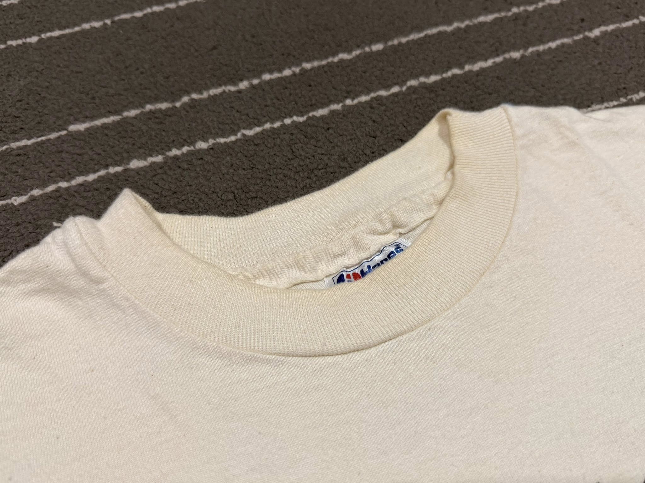Vintage Vintage The Flying Horses HANES TEE M 1612 Size US M / EU 48-50 / 2 - 4 Thumbnail