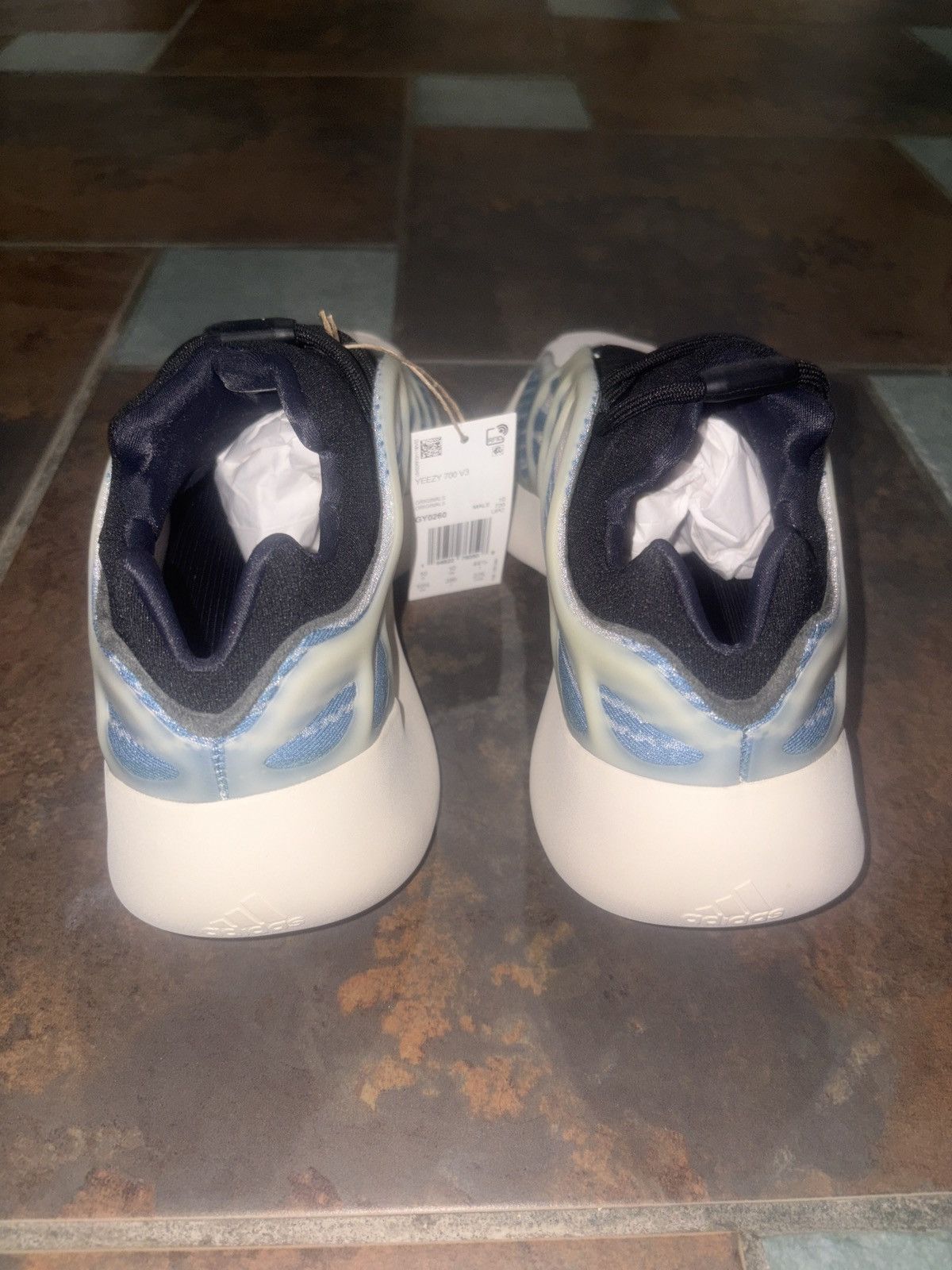 Adidas × Kanye West Adidas Yeezy 700 V3 “Kyanite” Size 10.5 Size US 10.5 / EU 43-44 - 4 Thumbnail